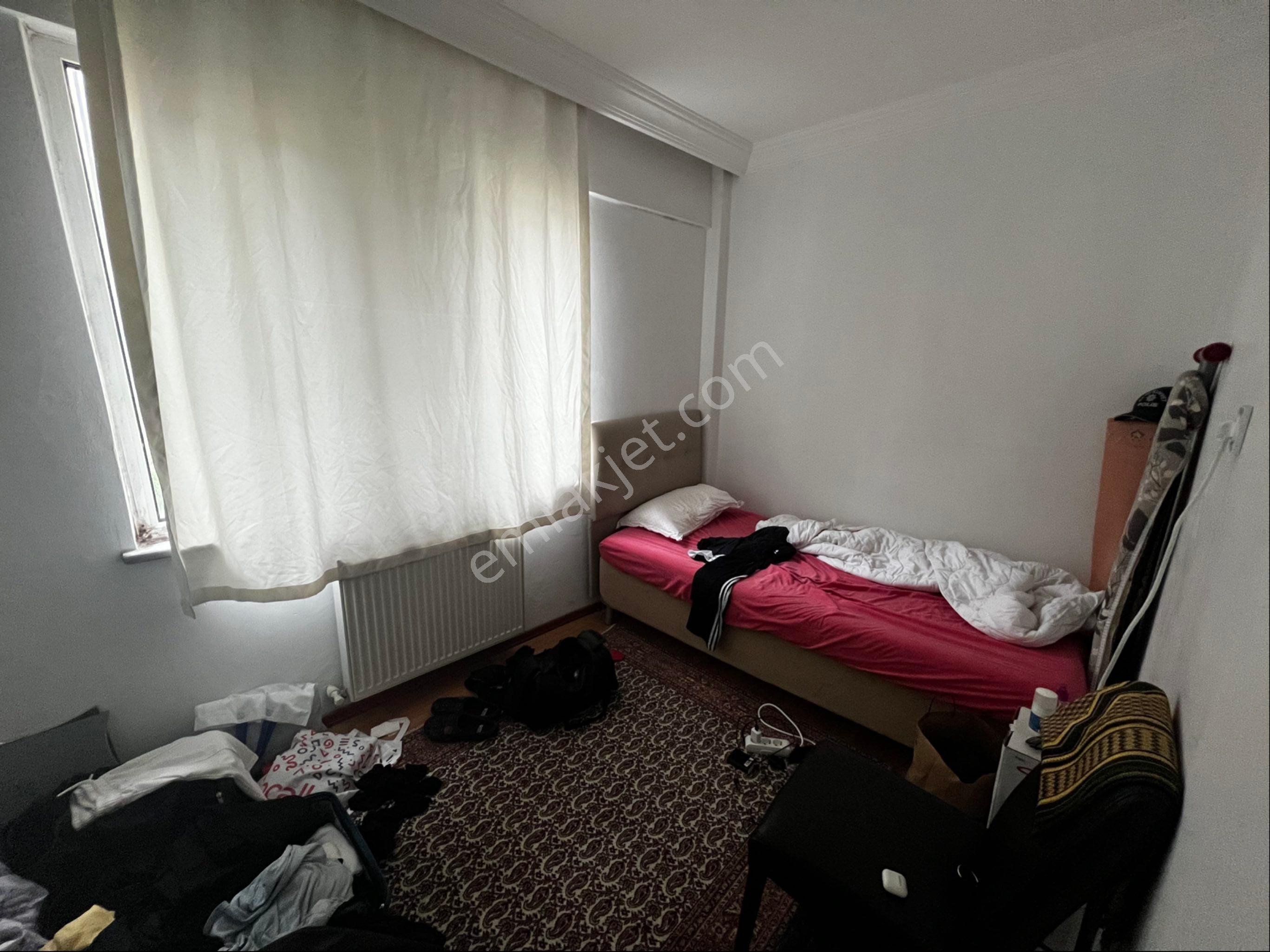 Naz Emlaktan Selami Ali Mahallesinde Gazi Caddesine Yakın 3+1 Satılık Daire - Görsel 11