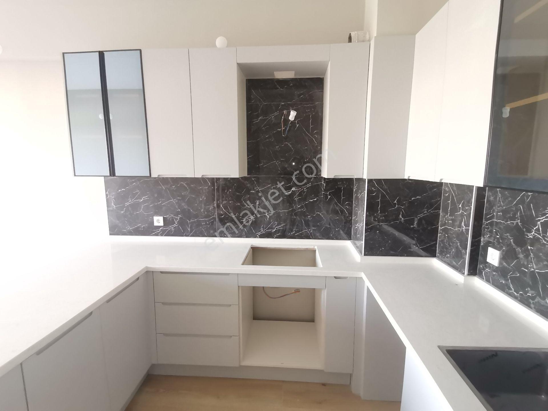 Plevne Caddesi Üzerinde Merkezi Lokasyon Acil Satılık 1+1 Daire - Görsel 20