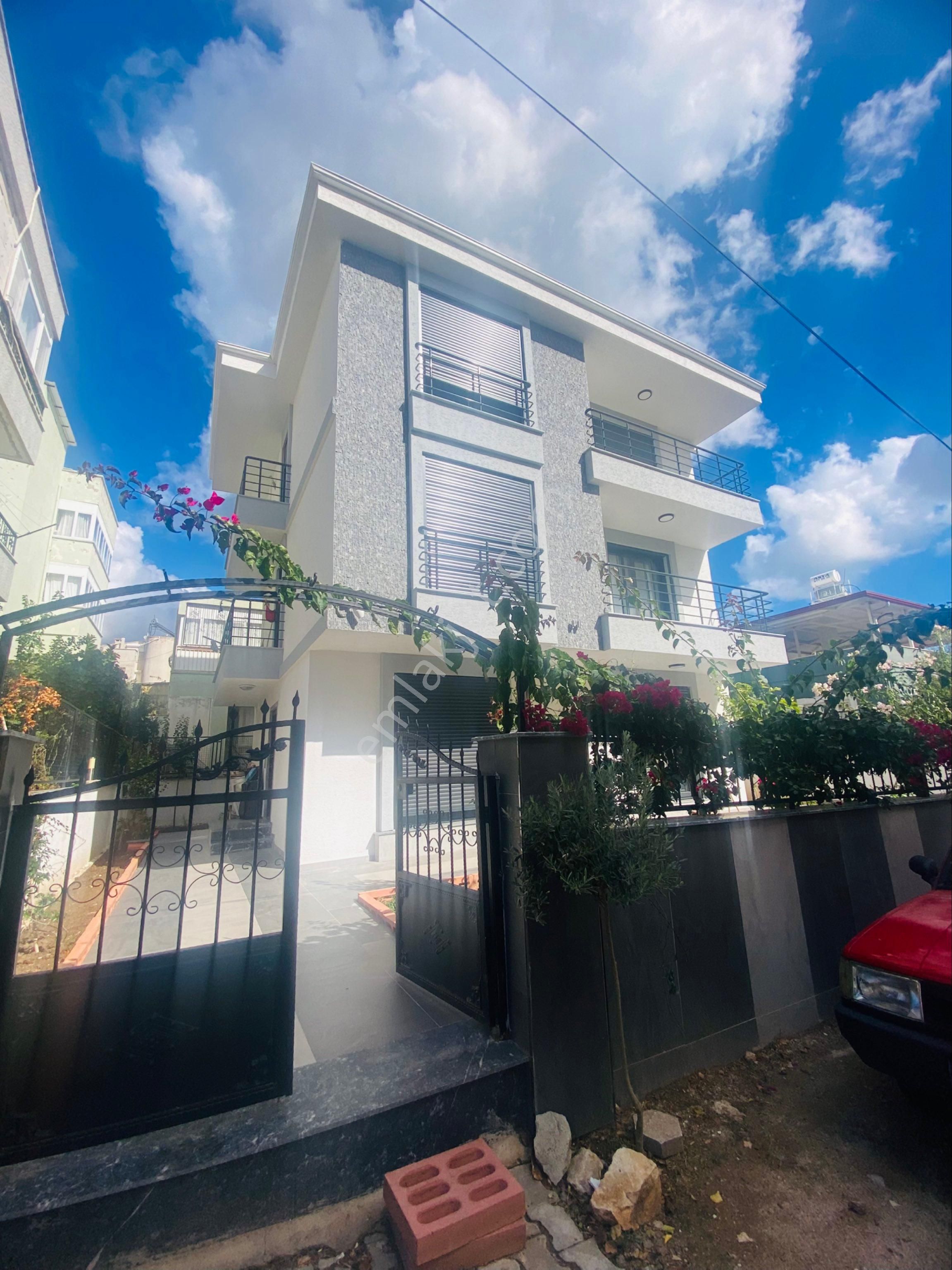 Aydın Didim Efeler Mahallesinde Satılık 1+1 Katta Tek Sıfır Daireler