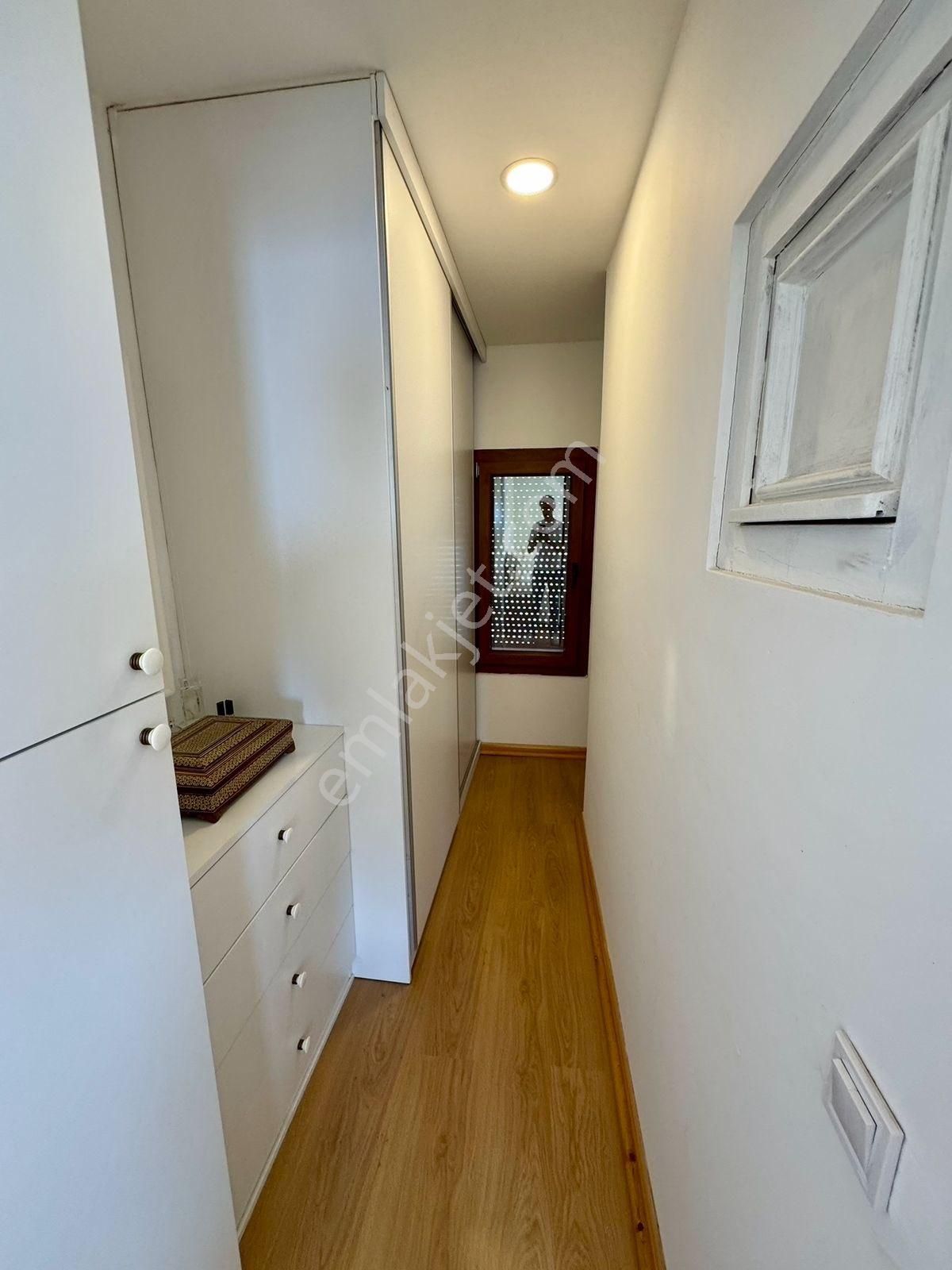 Bodrum Akyarlar Kalekent Sitesinde Satılık Müthiş Manzaralı Bakımlı Tam Müstakil Villa - Görsel 14