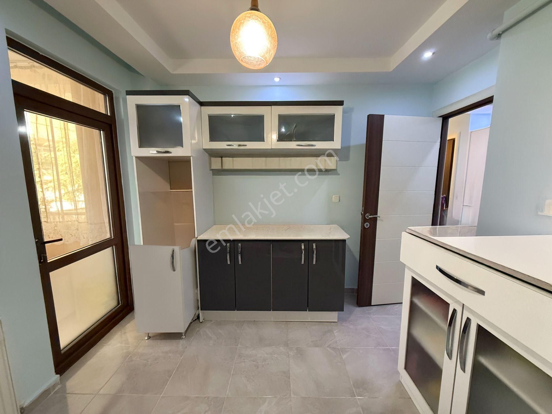 Remax Mid'den Bahçelievler Mahallesi'nde 3+1 Lüks Daire - Görsel 12