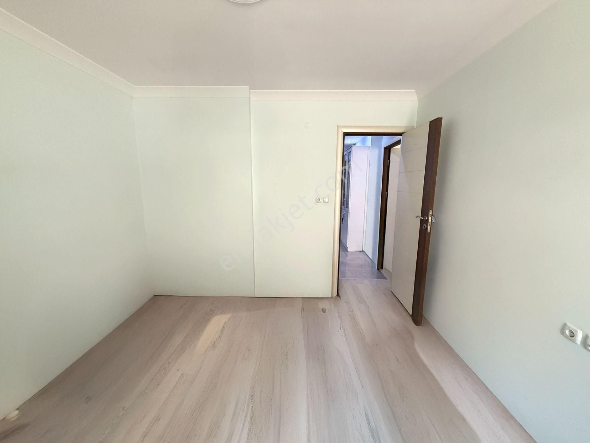 Remax Mid'den Bahçelievler Mahallesi'nde 3+1 Lüks Daire - Görsel 25