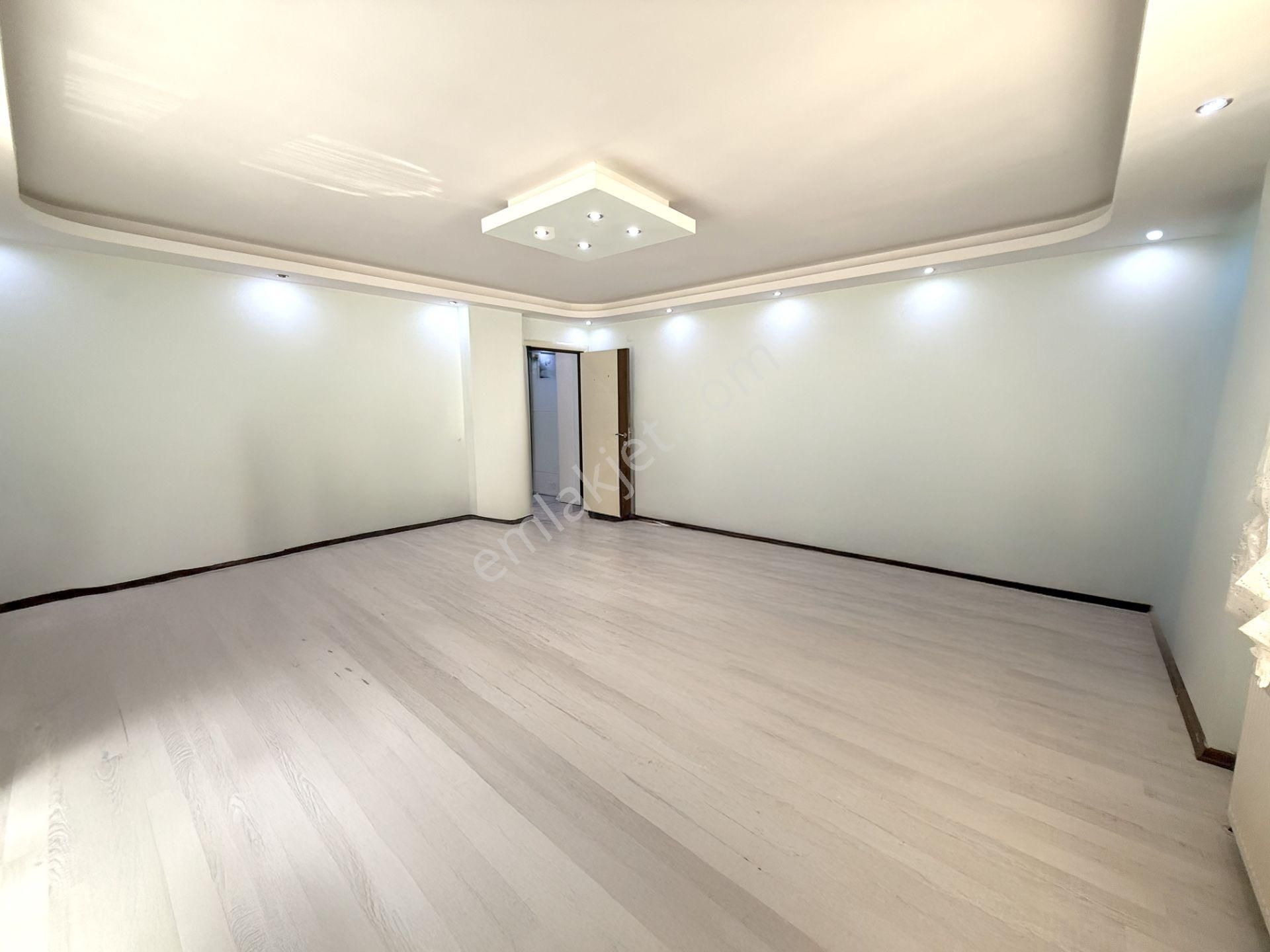 Remax Mid'den Bahçelievler Mahallesi'nde 3+1 Lüks Daire - Görsel 29