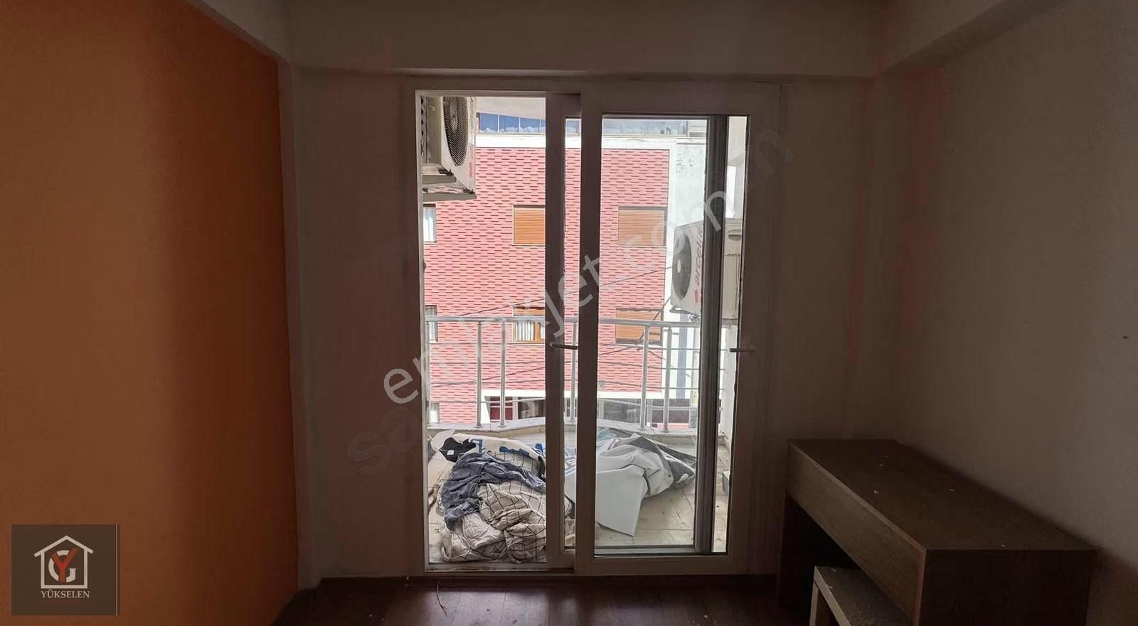 Buca Adatepe'de 1+1 Yatırımlık Balkonlu Koridorlu - Görsel 3