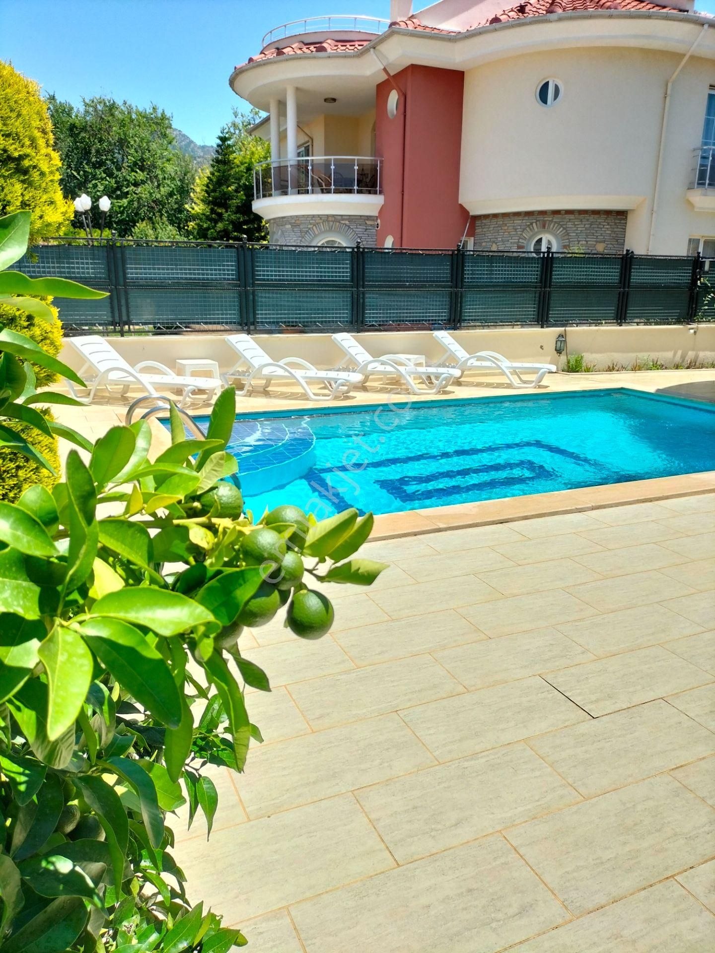 Sahibinden , 420 M2 , Müstakil, Havuzlu Tripleks Villa - Görsel 11