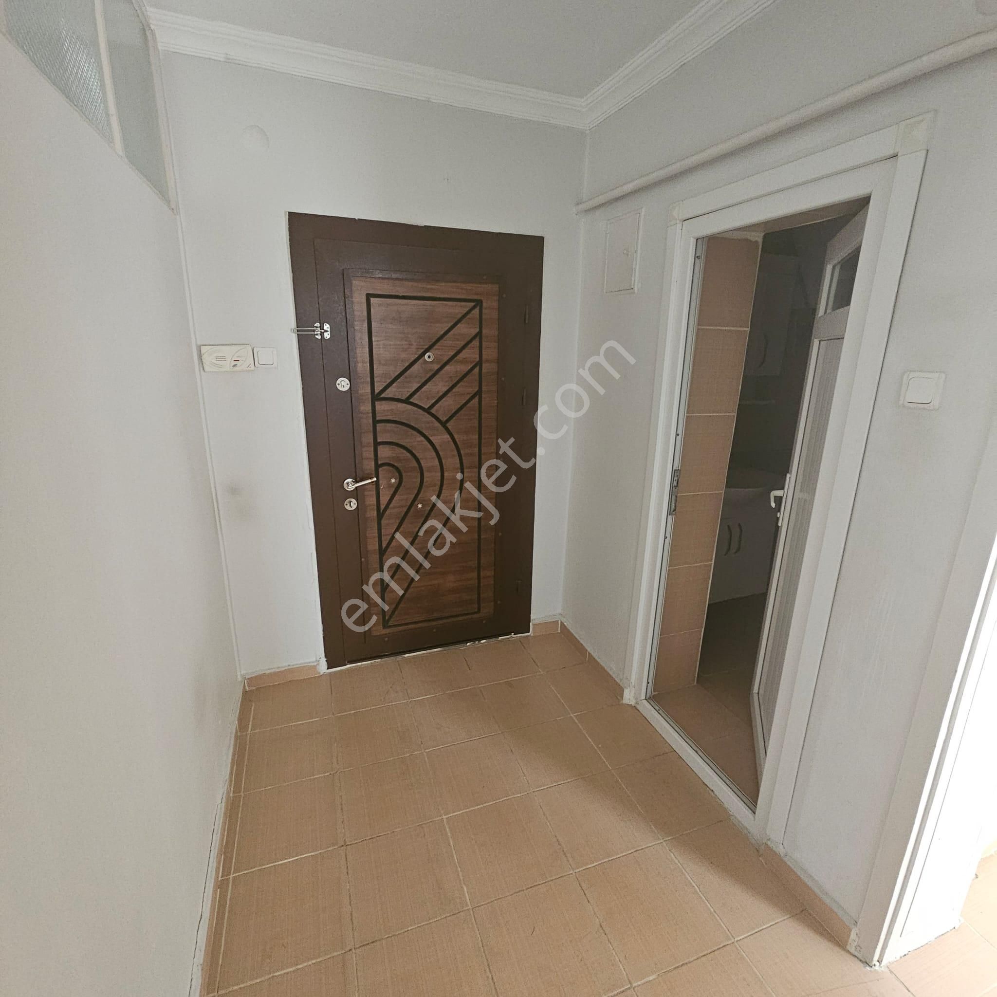 Daire Sahibinden A.o.ç Ssk Bloklarında 3+1 Kiralık Daire - Görsel 6