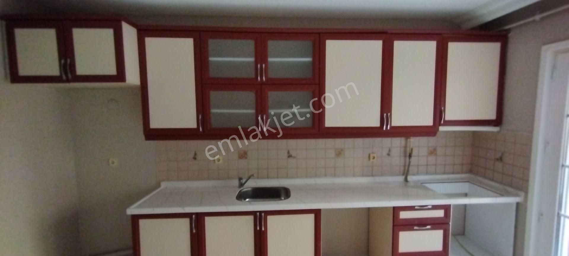 Sakarya Zümrüt Emlak'tan Korucuk Mah.korukent Baytur Sitesi 3+1, 145 M2 Kiralık Daire - Görsel 8