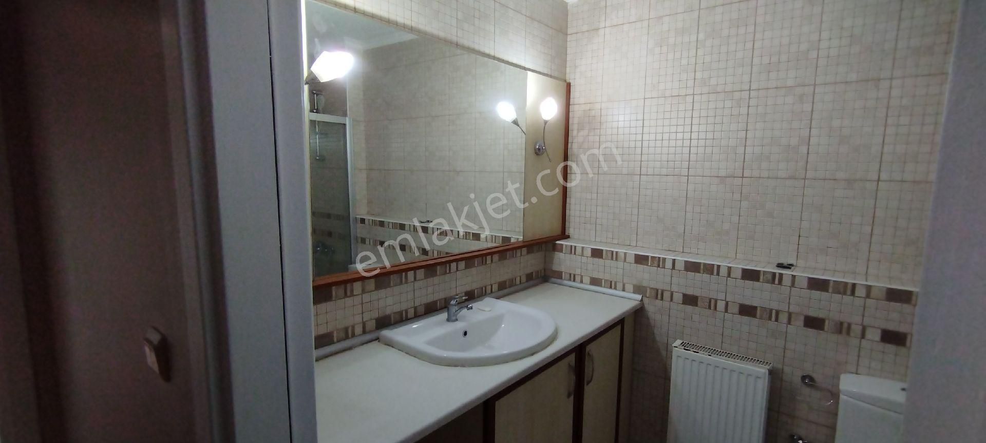 Sakarya Zümrüt Emlak'tan Korucuk Mah.korukent Baytur Sitesi 3+1, 145 M2 Kiralık Daire - Görsel 24