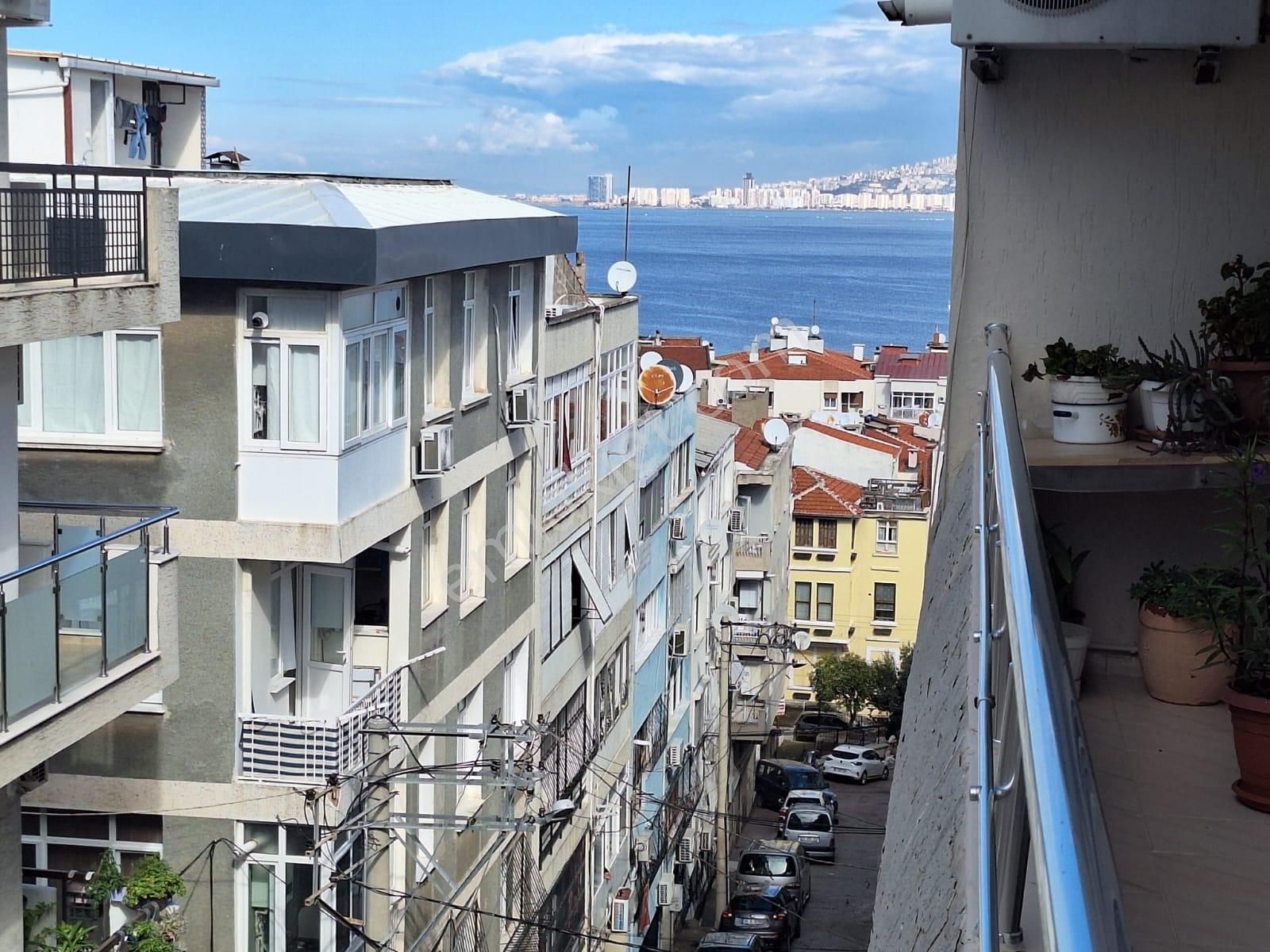 Küçükyalıda 3+1 Deniz Manzaralı Doğalgazlı - Görsel 12