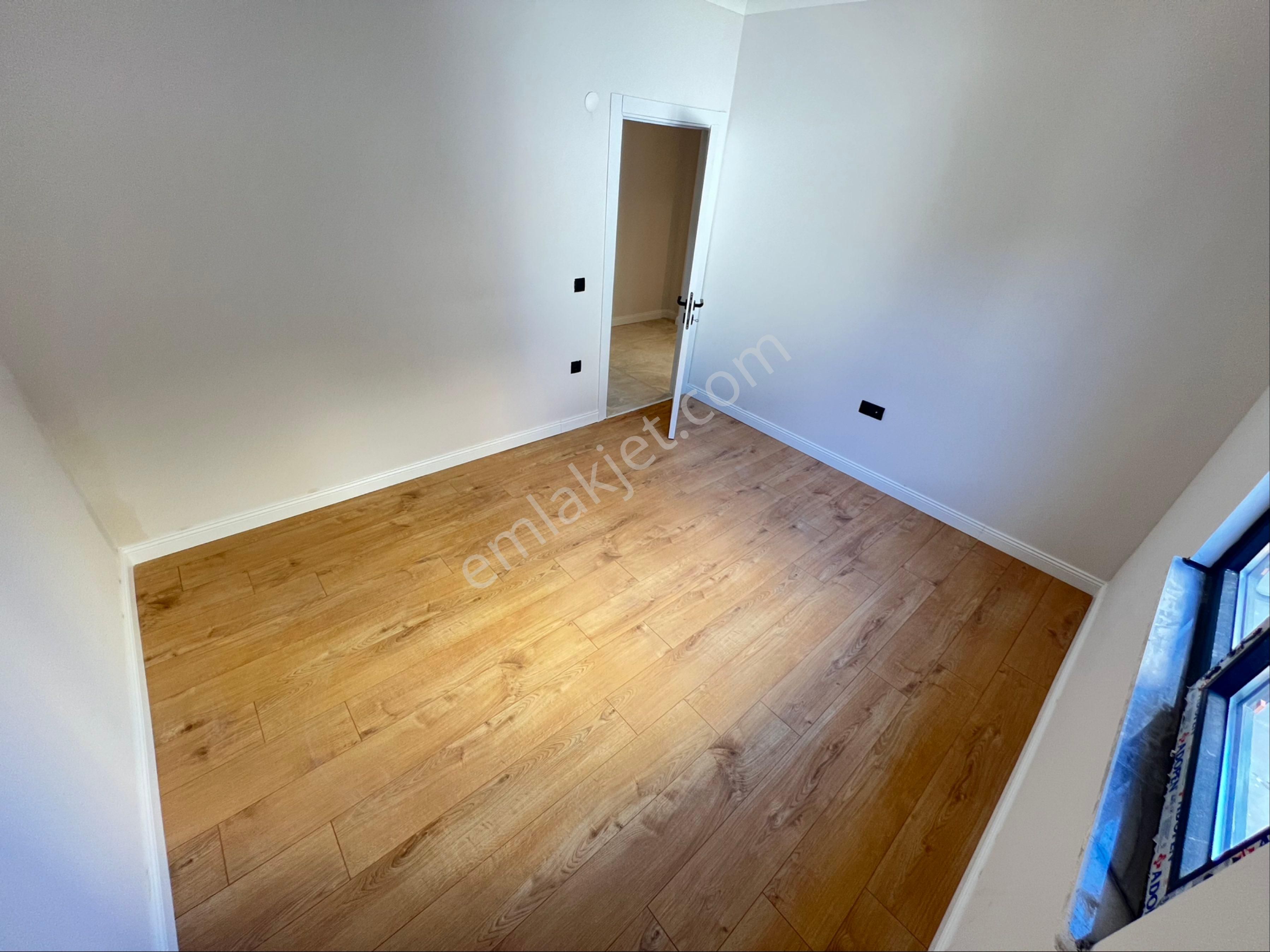 Vizyon Emlak'tan Bağlarbaşı Mh Merkezi Konumda Sıfır 2+1 Daire - Görsel 6