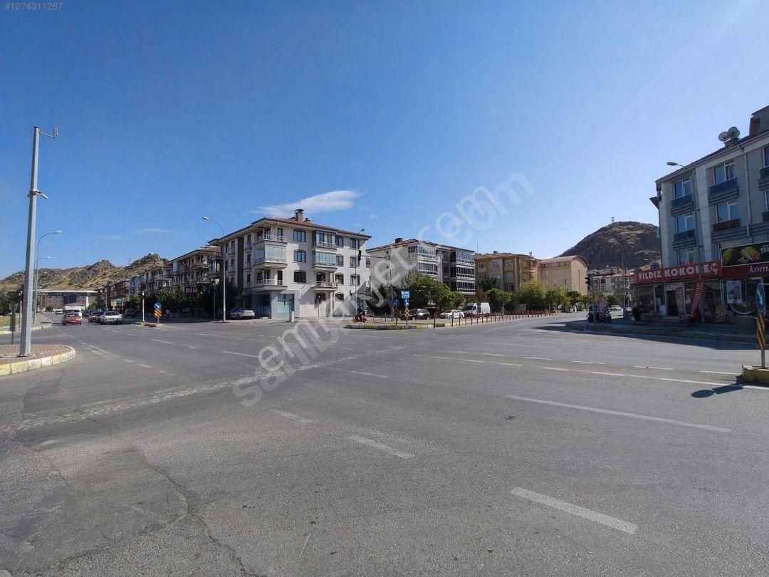 Selçukluda 1.kat Zafer Sitesinde 3+1 Daire - Görsel 5