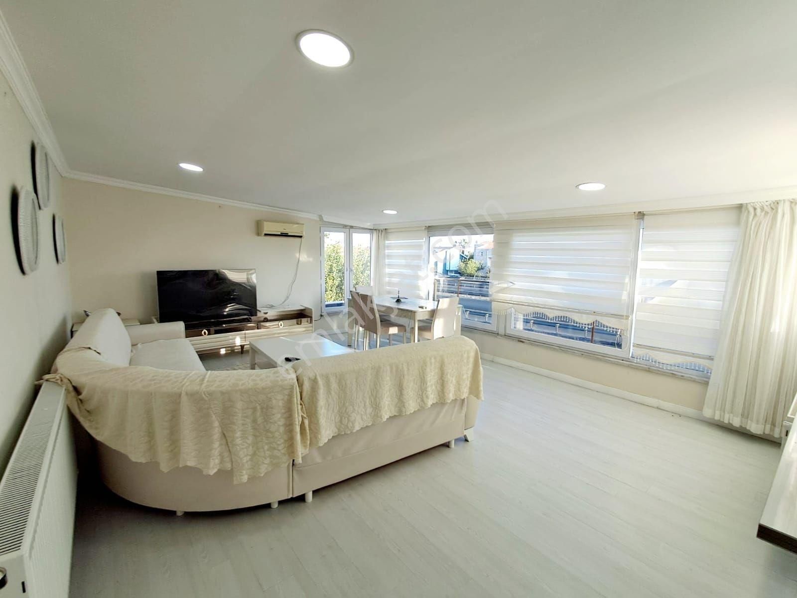 Gümüşyaka'da Denize 50 Metre-anayola Cepheli Tripleks Villa - Görsel 29