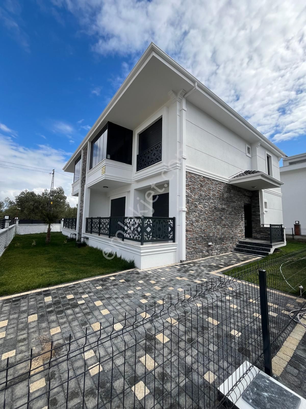 Güre Çamlıbelde Denize 500 Mt 4+1 V - Görsel 5