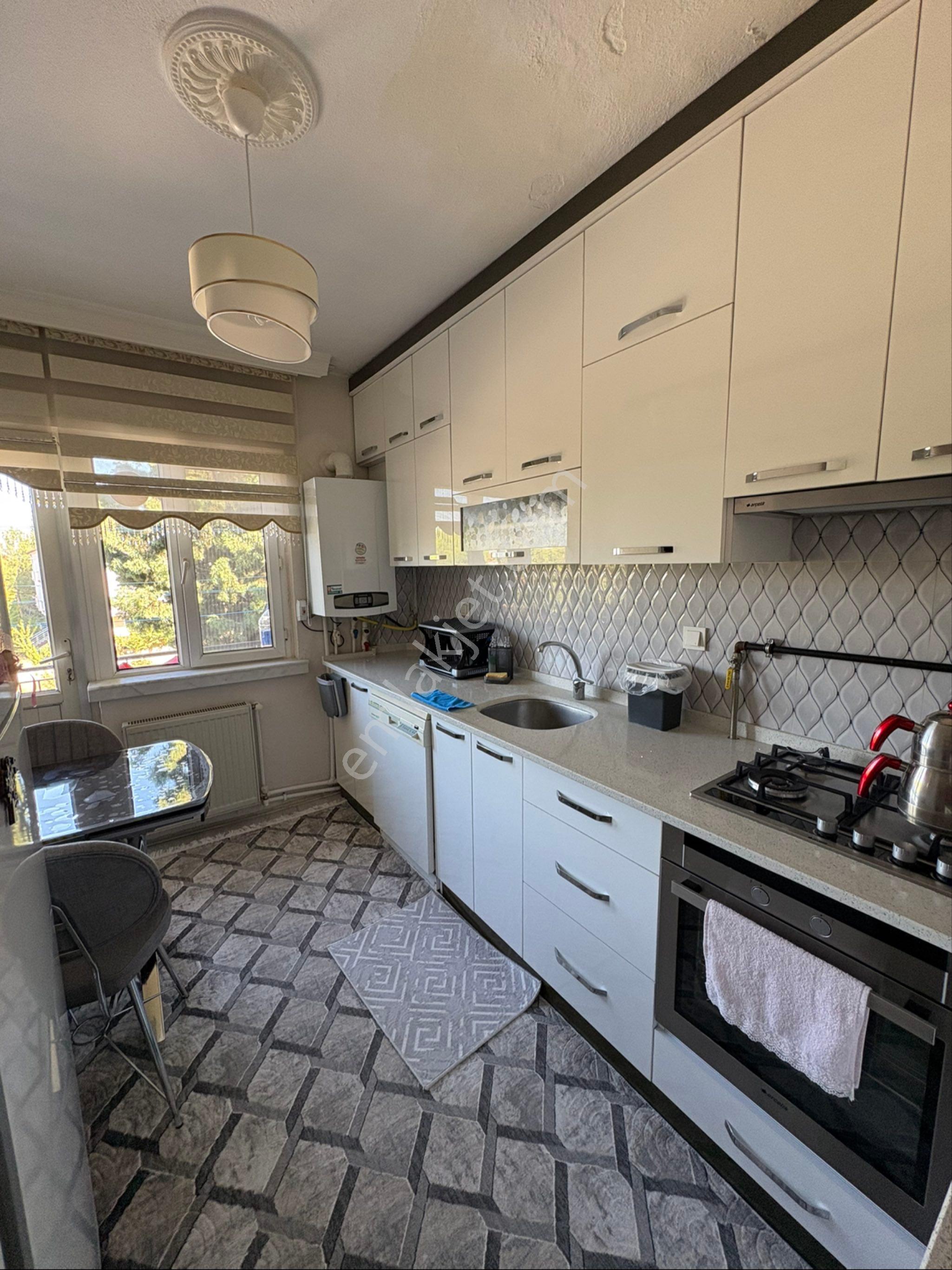 İnal Emlaktan Emek Mahallesinde Site İçerisinde Satılık 3+1 130 M2 Daire - Görsel 8