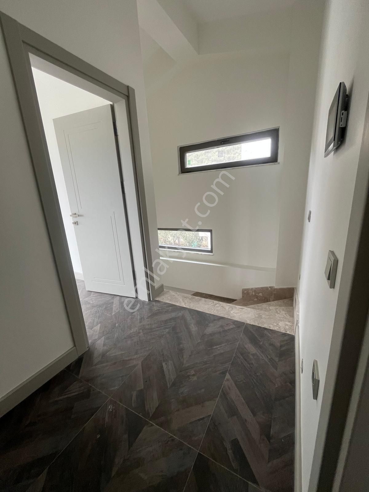 Güre Merkezdedeniz Manzaralı 4+1 Tasarım Villa - Görsel 30