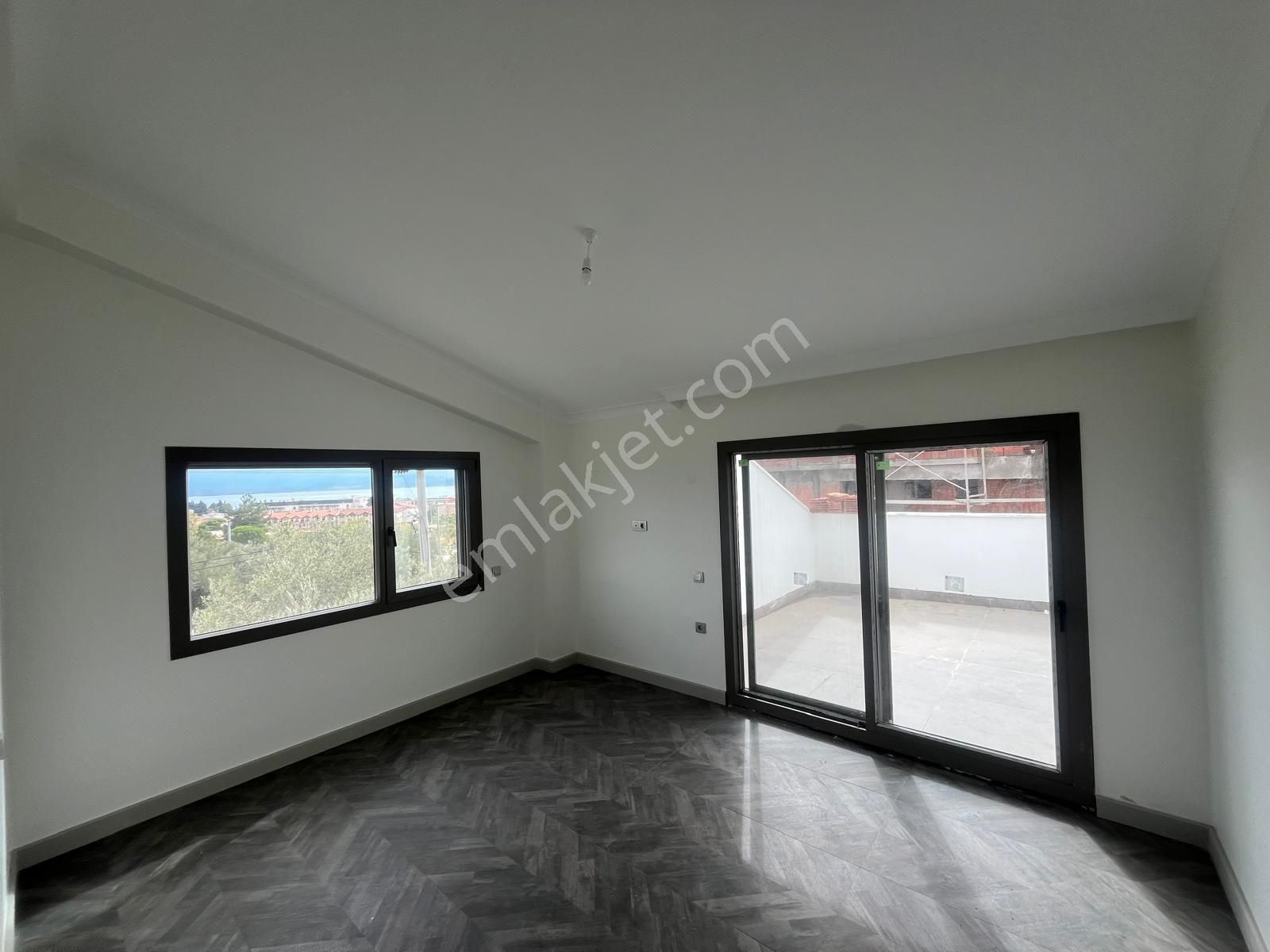Güre Merkezdedeniz Manzaralı 4+1 Tasarım Villa - Görsel 21