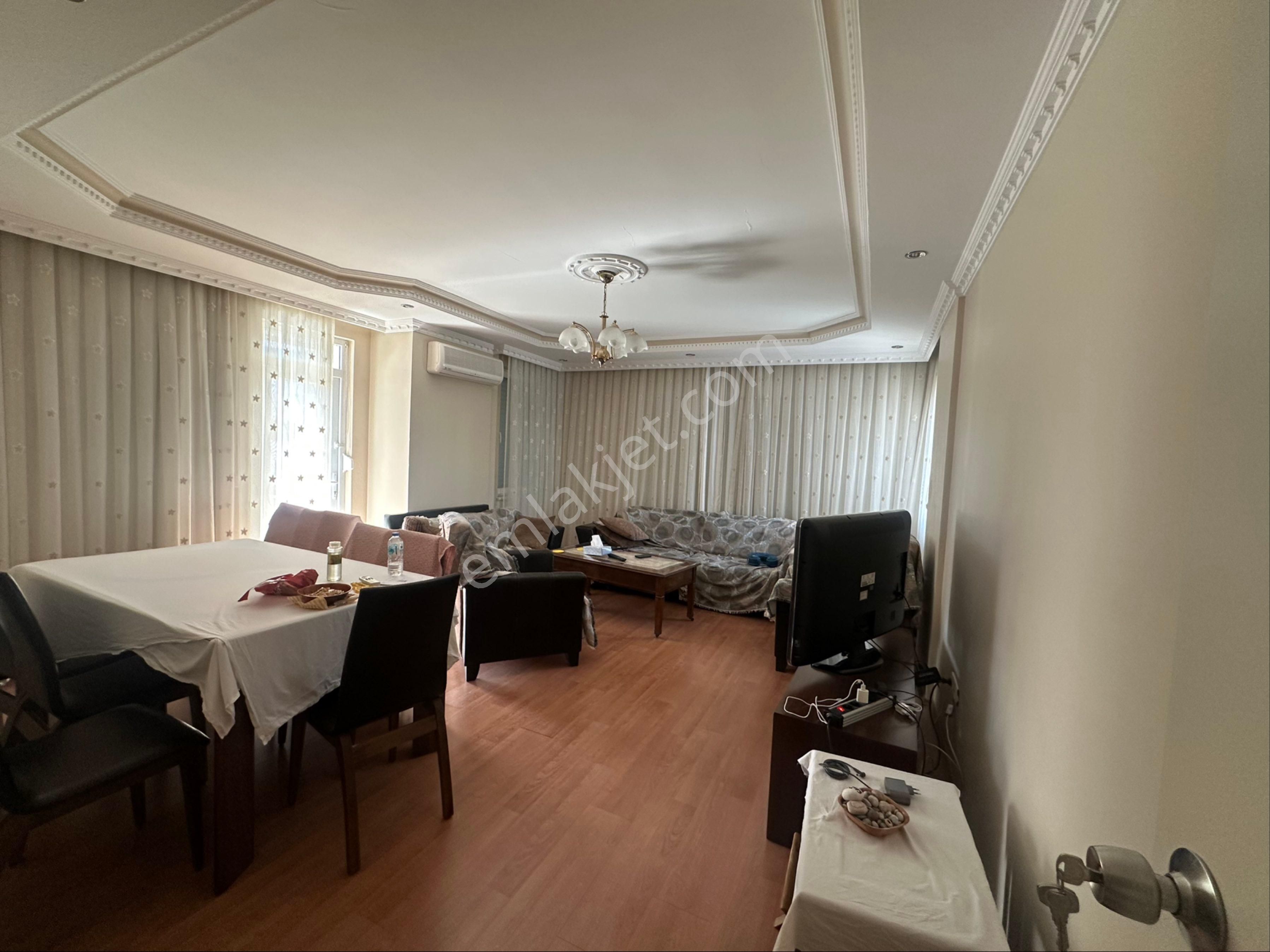 Konyaaltı Hurma Mah.ayrı Mutfaklı Siteiçinde Havuzlu Geniş Arakat 3+1 - Görsel 3