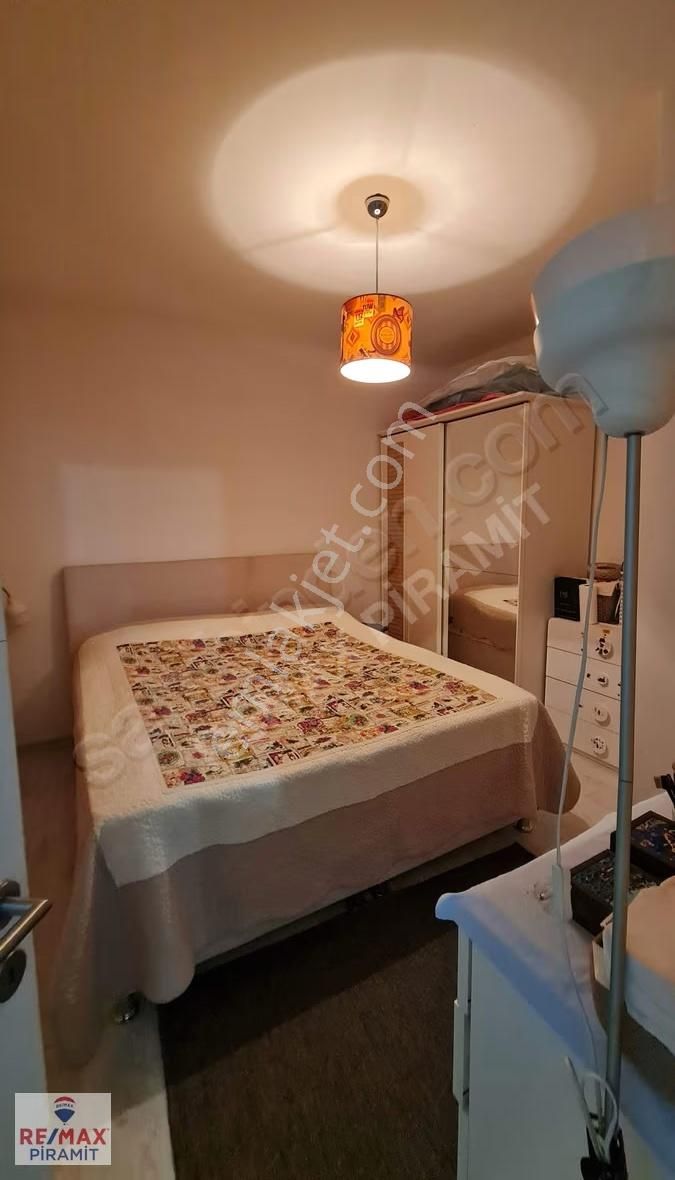 Göztepede 3 Yaşında 3+1 Kat Mülkiyetli K.otoparklı Asansörlü - Görsel 11