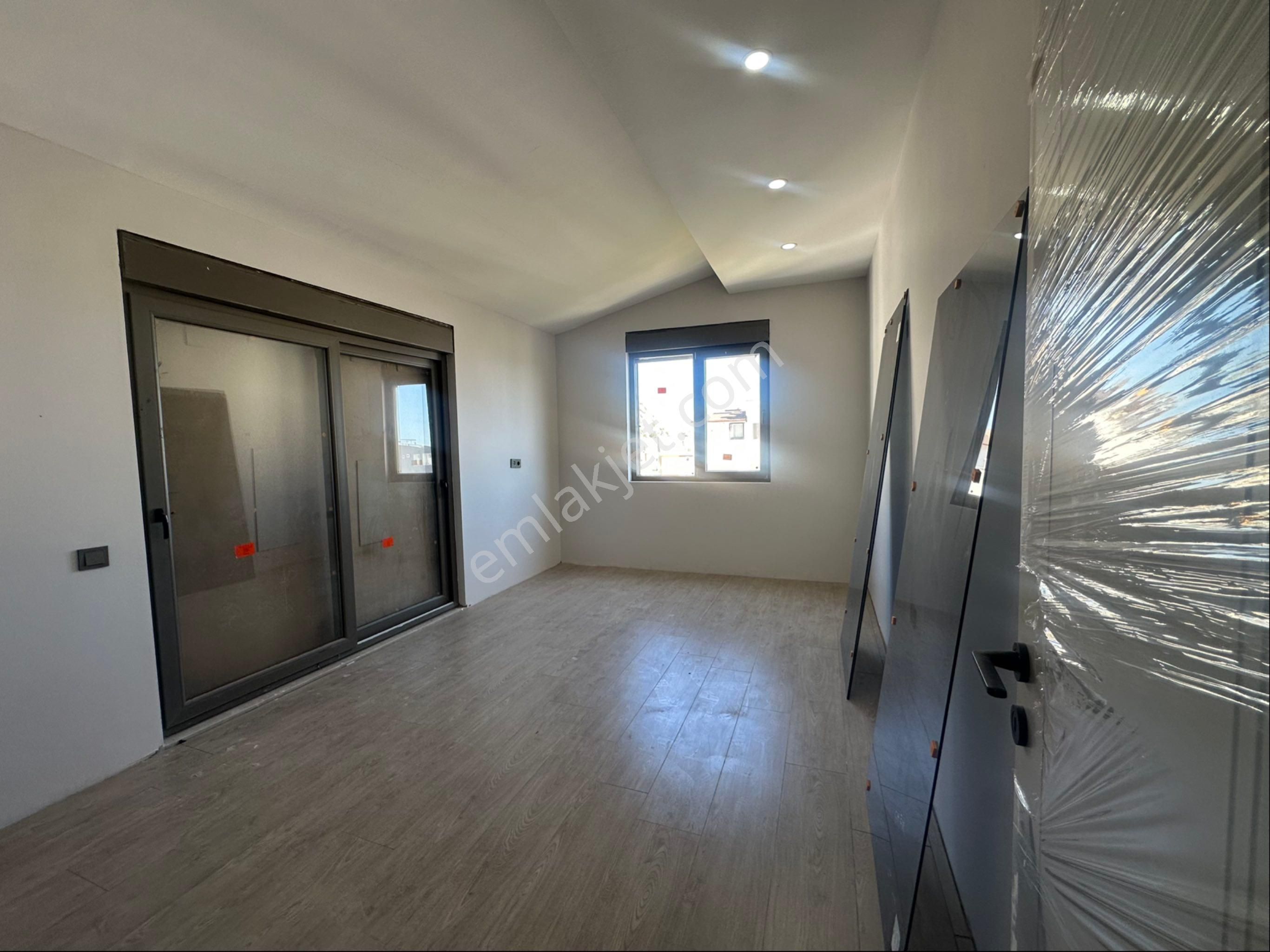 Konyaaltı Hurma Man.3+1 Dublex Sıfır Daire - Görsel 6