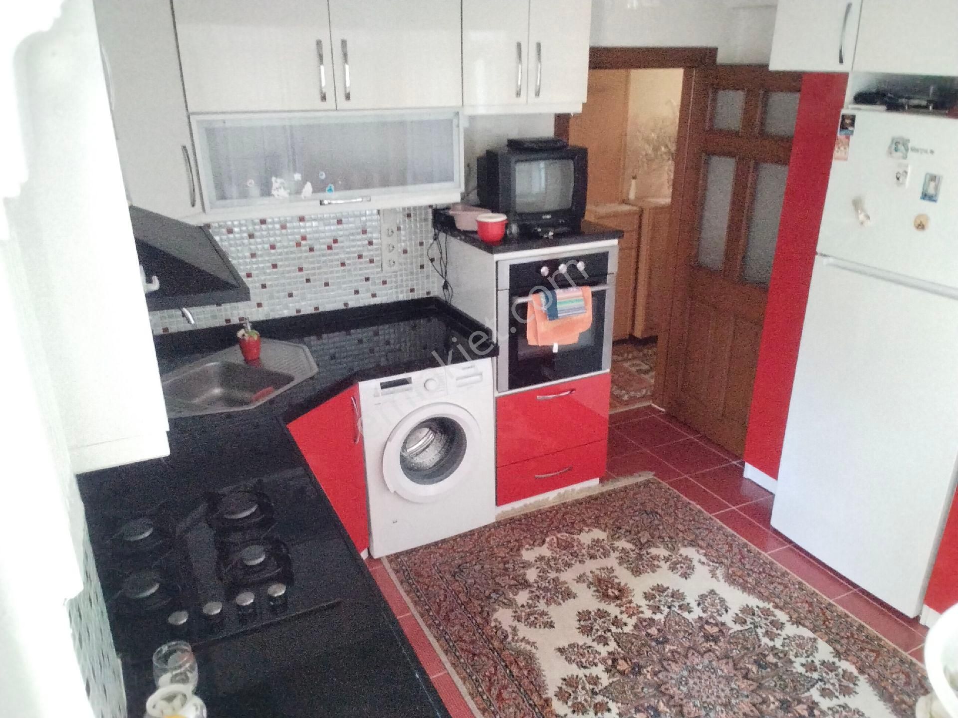 Sarıkız Mahallesinde Eşyalı Kiralık 1+1 - Görsel 13