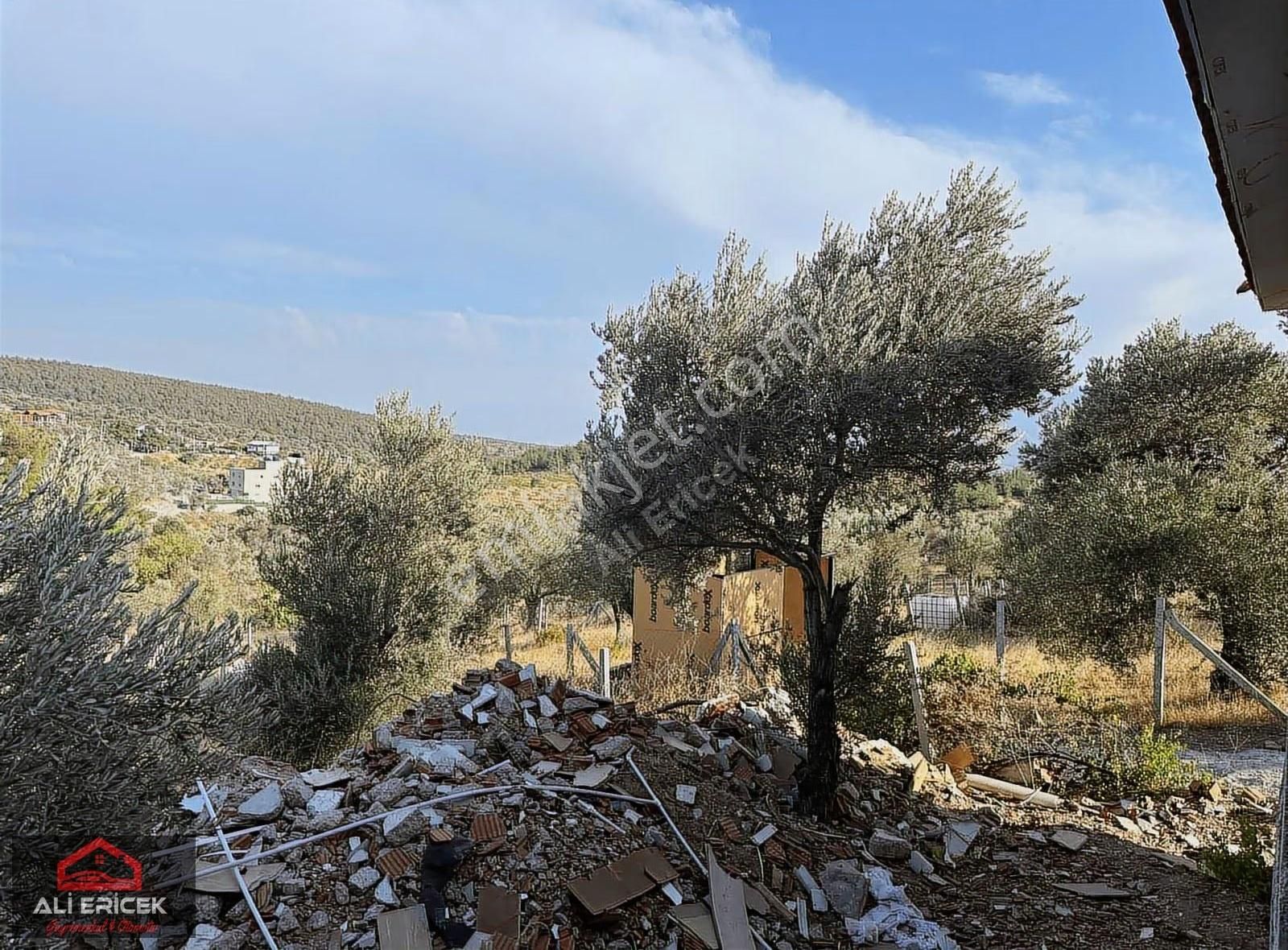 Bornova Yaka Satılık Evli Bahçe Araç Takasına Açık - Görsel 8