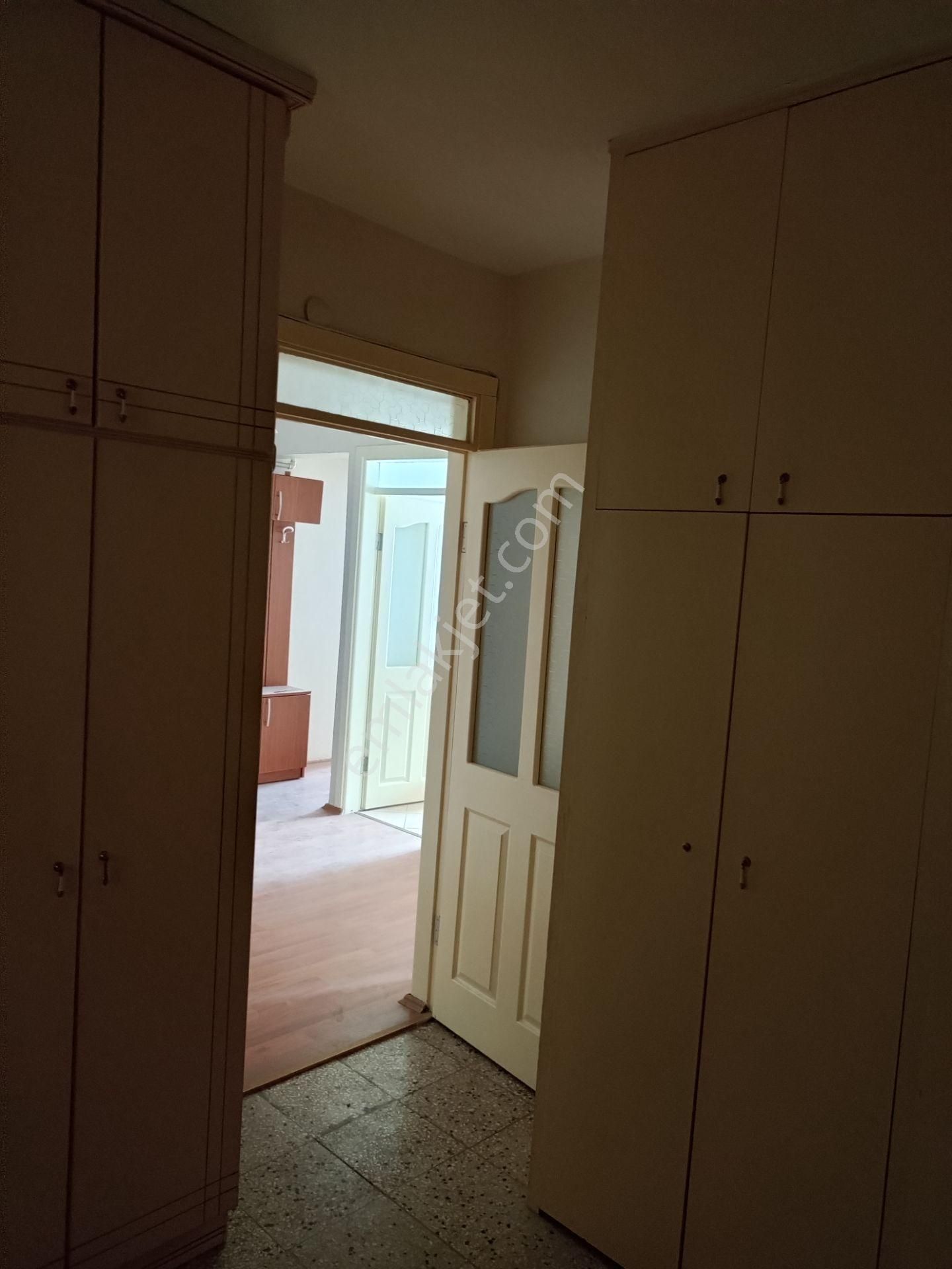 Menemen Esatpaşa Mah. İzban İstasyonuna Yakın Kiralık 3+1 Ara Kat Bakımlı Daire - Görsel 14