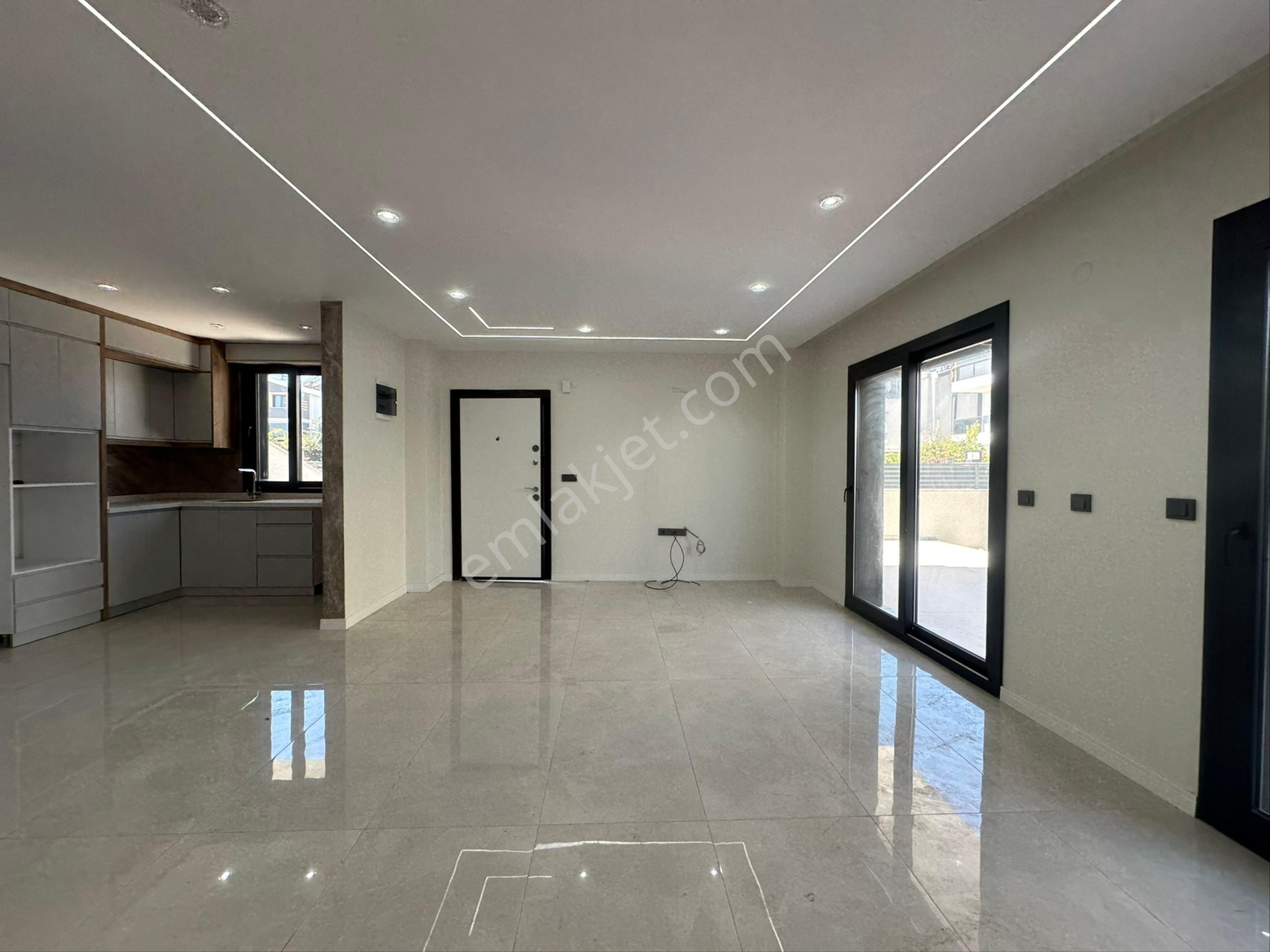 Didim Efelerde 4+1 Sıfır Havuzlu Villa Merkezi Konumda - Görsel 9