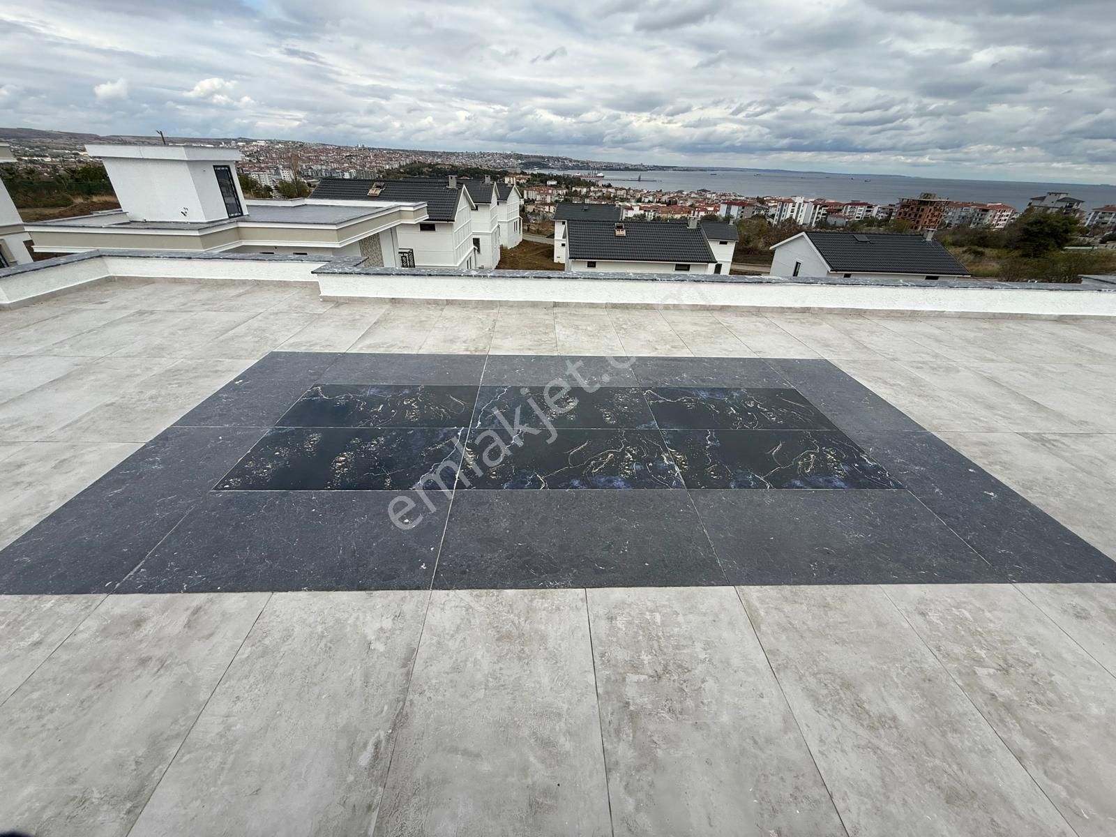 Delux'den Altınova'da Full Deniz Manzaralı Havuzlu Satılık Villa - Görsel 29