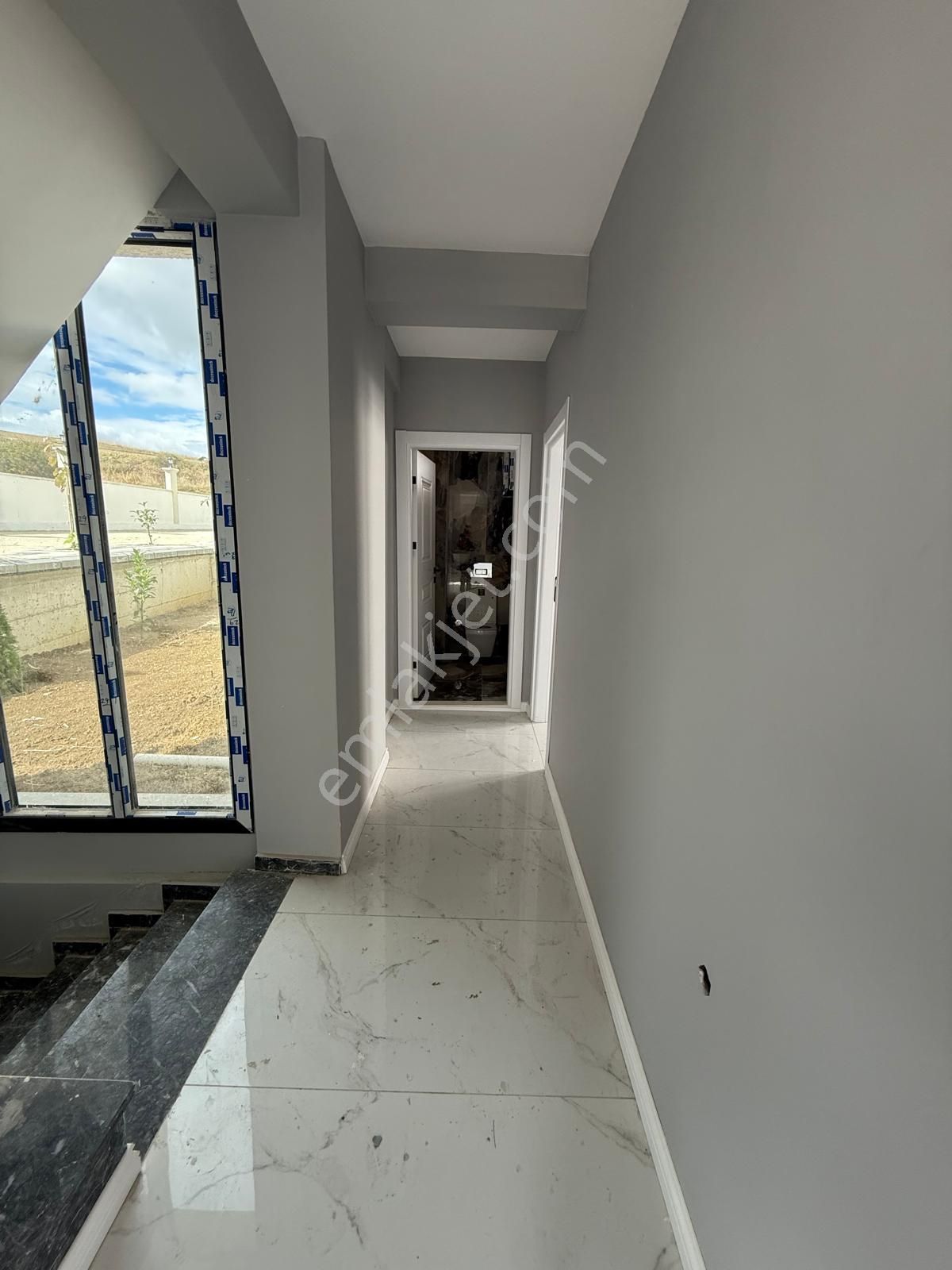 Delux'den Altınova'da Full Deniz Manzaralı Havuzlu Satılık Villa - Görsel 10