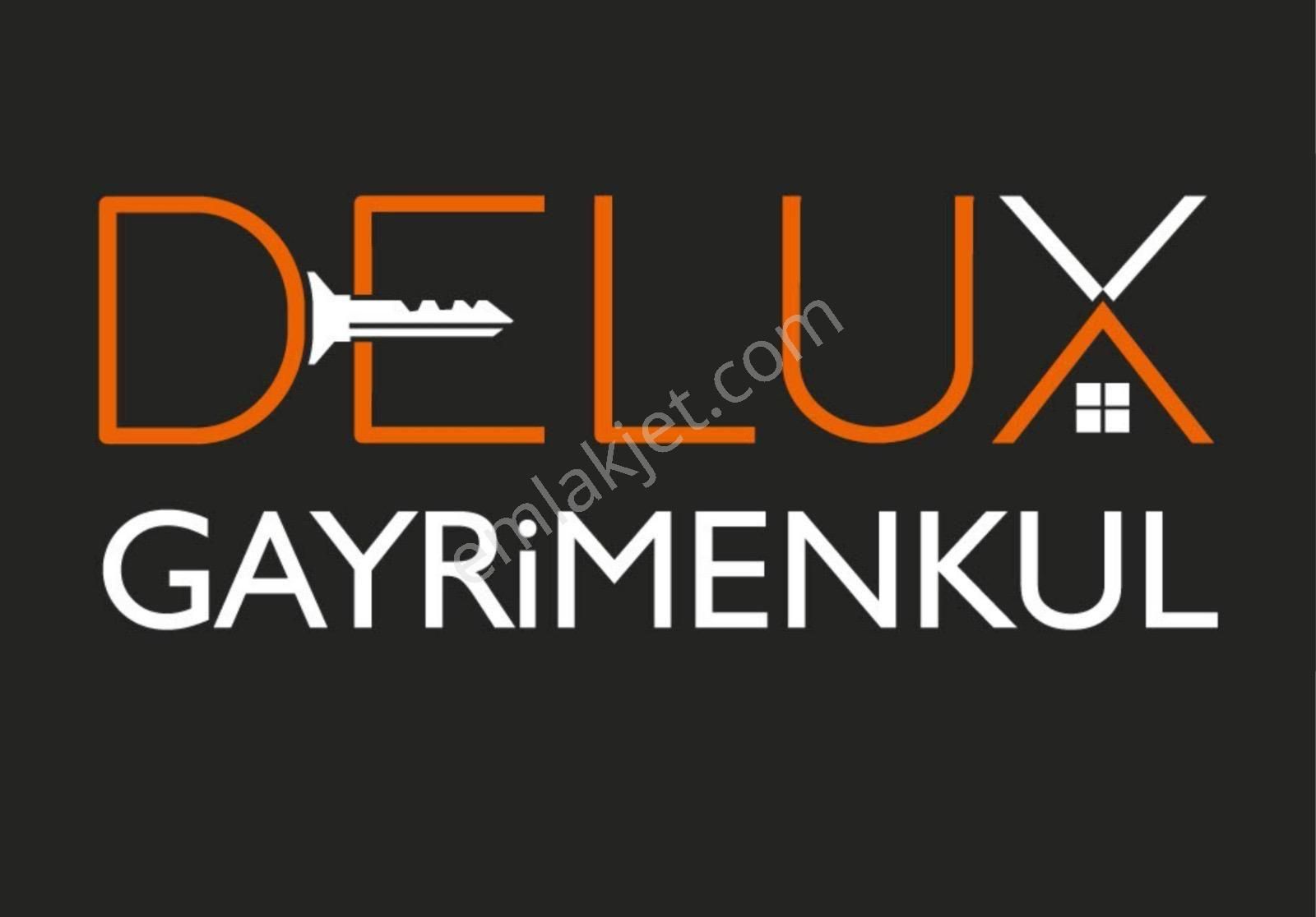 Delux'den Altınova'da Full Deniz Manzaralı Havuzlu Satılık Villa - Görsel 33