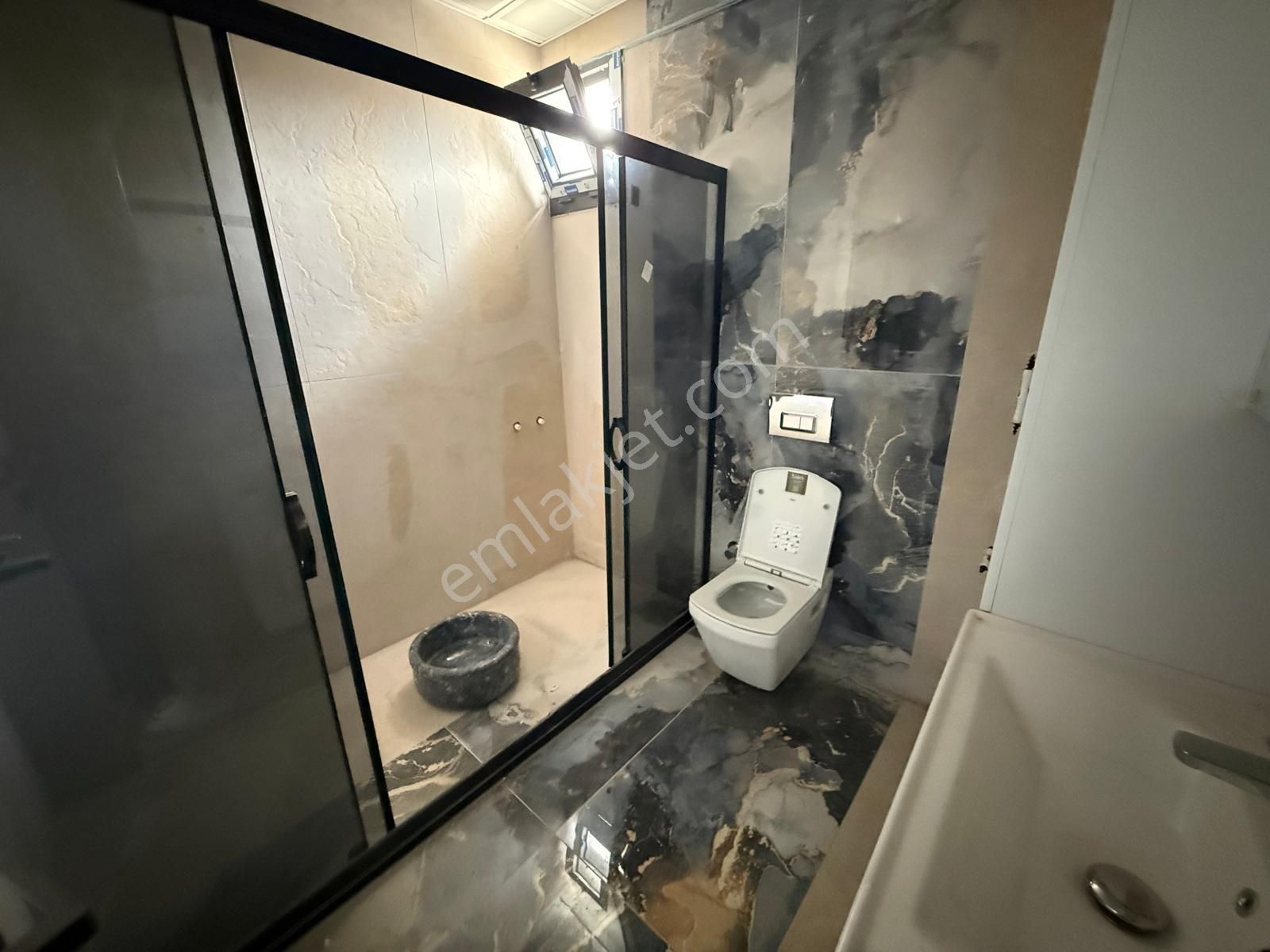 Delux'den Altınova'da Full Deniz Manzaralı Havuzlu Satılık Villa - Görsel 23