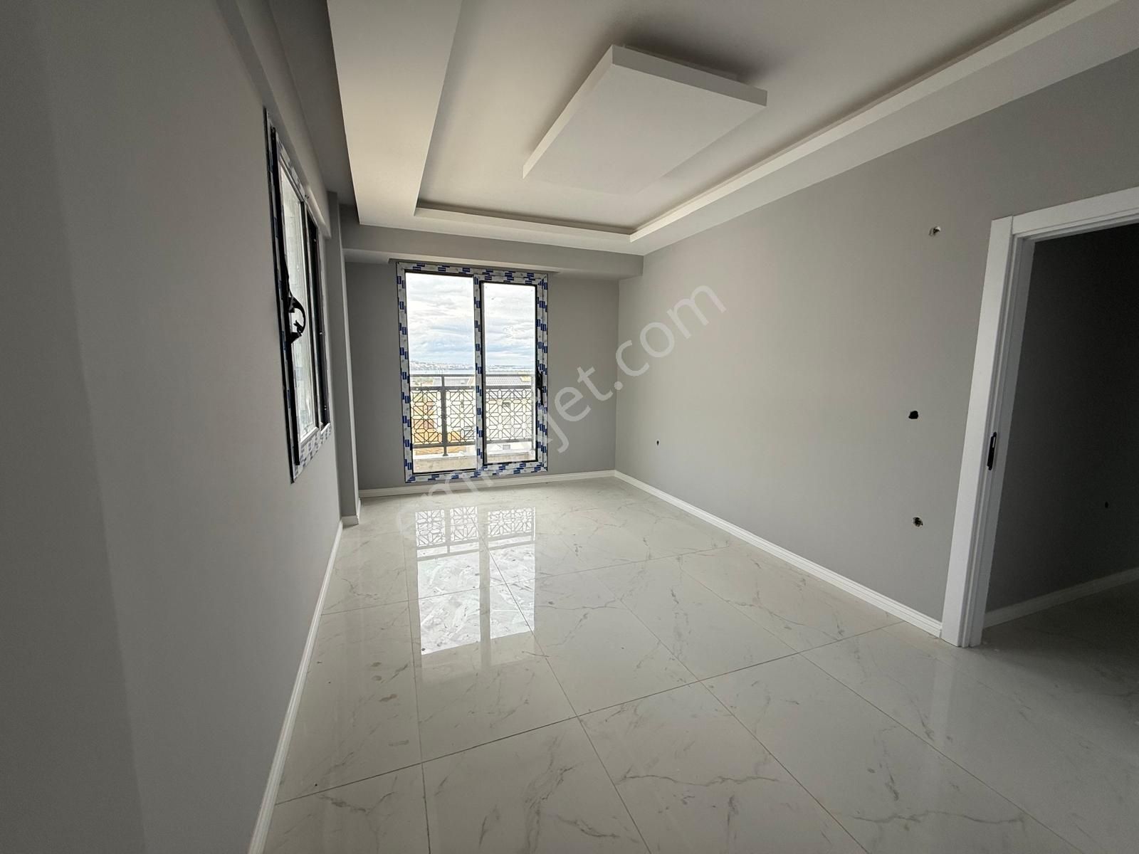 Delux'den Altınova'da Full Deniz Manzaralı Havuzlu Satılık Villa - Görsel 26