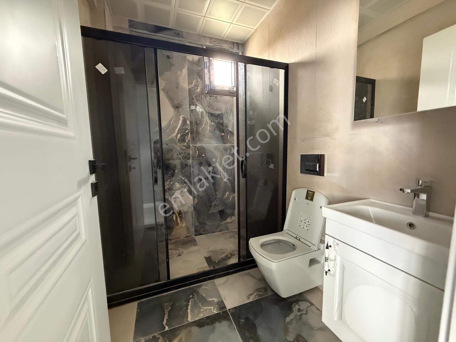 Delux'den Altınova'da Full Deniz Manzaralı Havuzlu Satılık Villa - Görsel 22