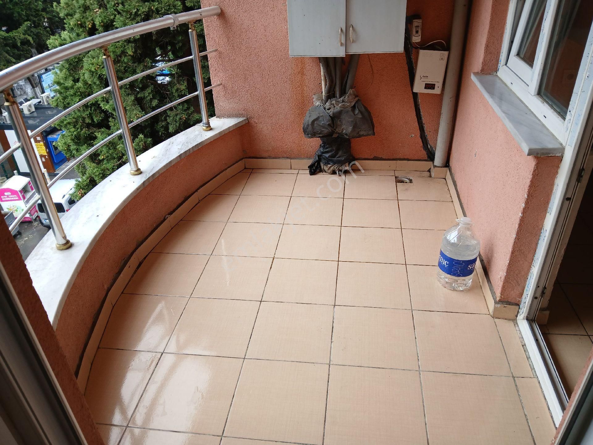 Saadetdere Metrobüs Çıkışı 3+1.kiralık Daire 30.000 - Görsel 9