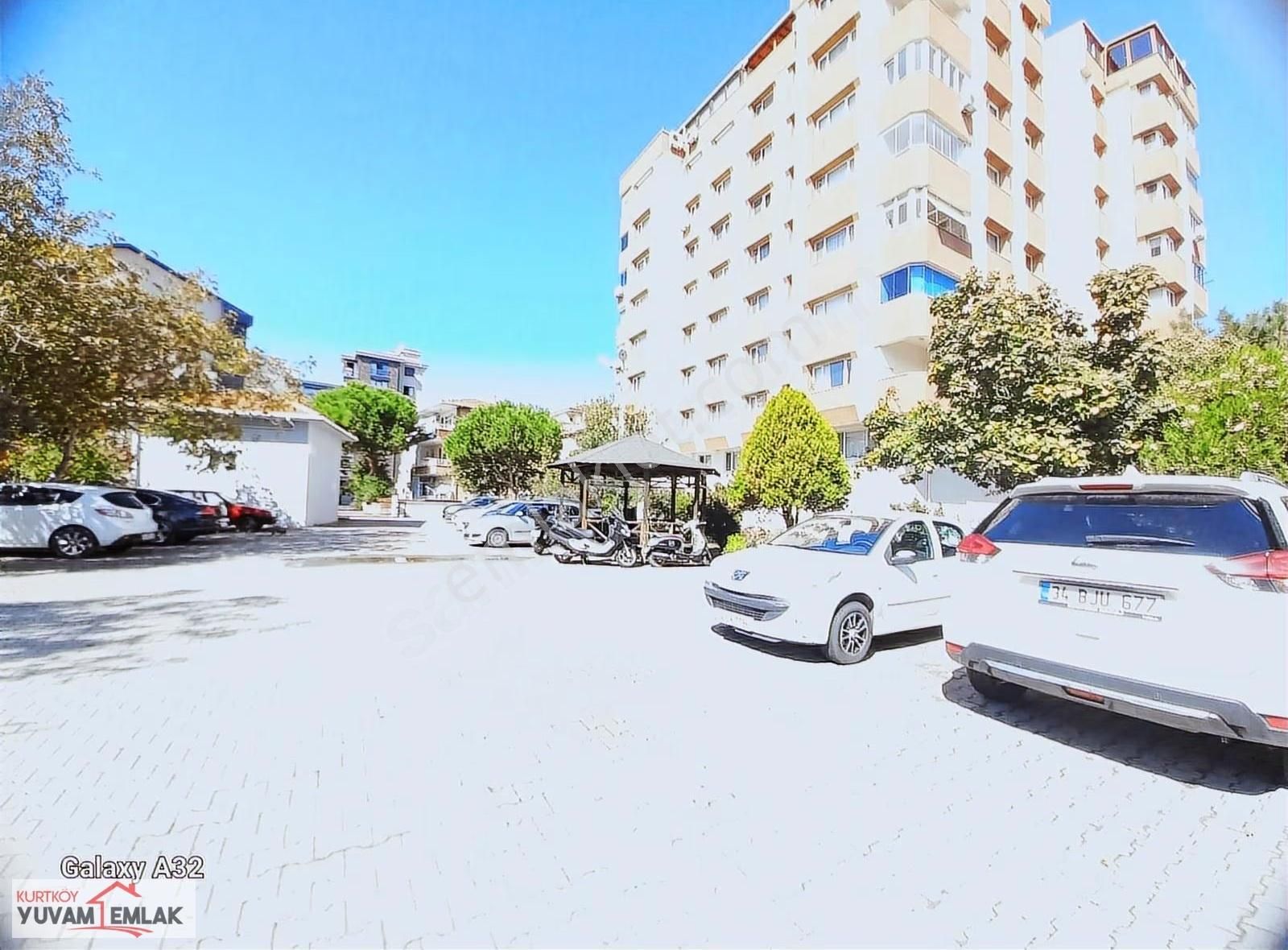 Pendik 280 M2 Dubleks Deniz Manzaralı Çok İyi Daire - Görsel 2