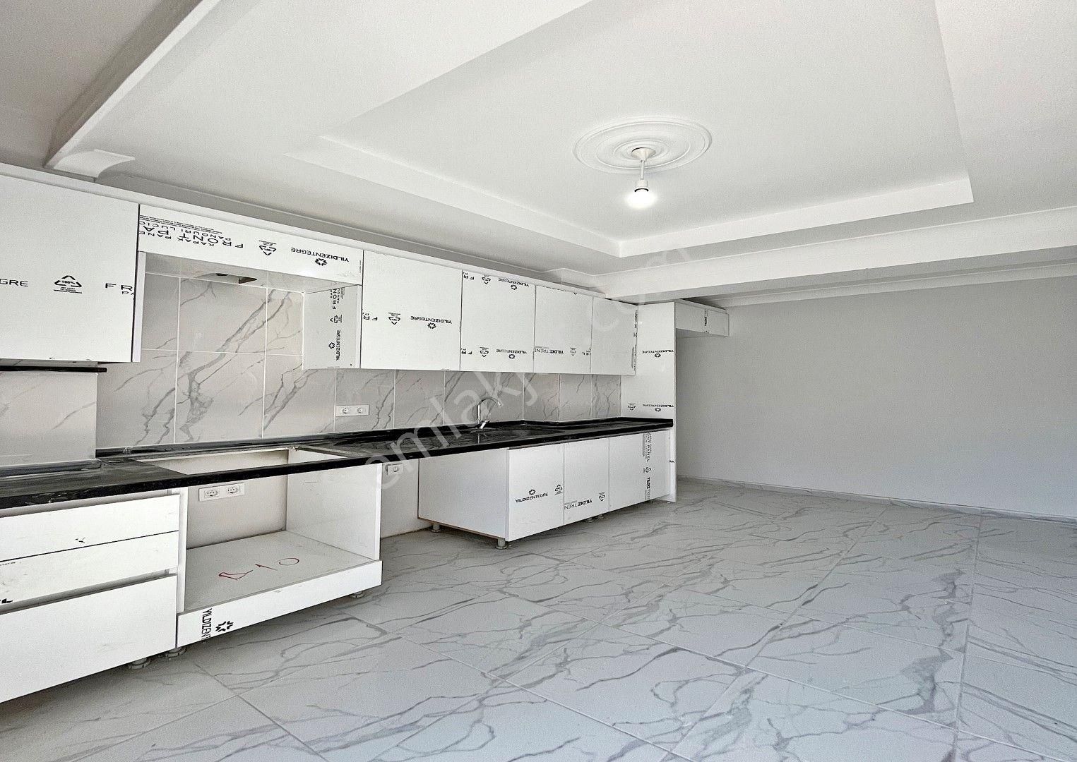 Sıfır Geniş M2 Metrobüse Yakın Arakat Kat Mülkiyetli Satılık 2+1 - Görsel 24