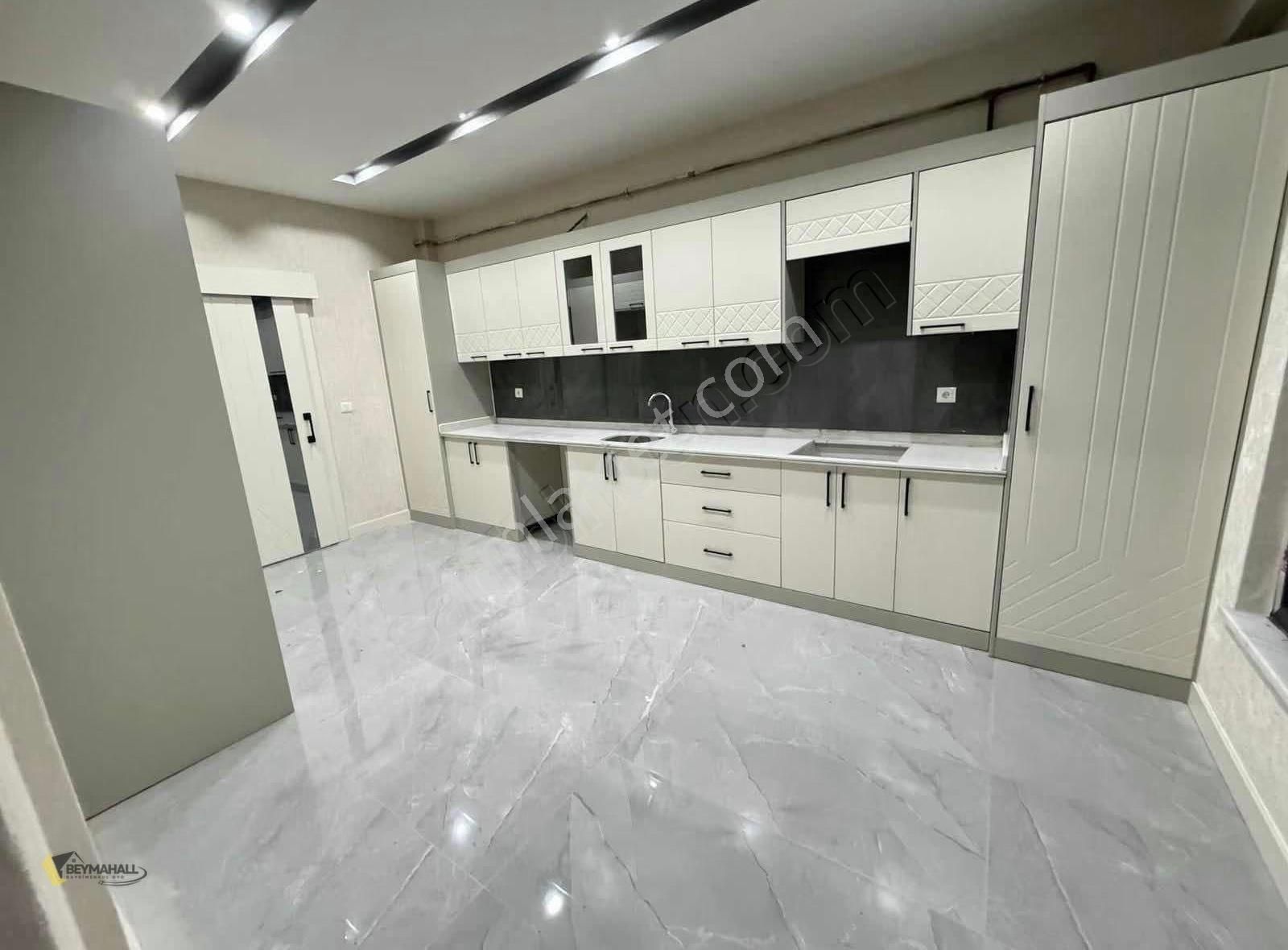 Beymahall Merkezi Konumda Fıstıklık Ultra Lüx 3+1 Daire