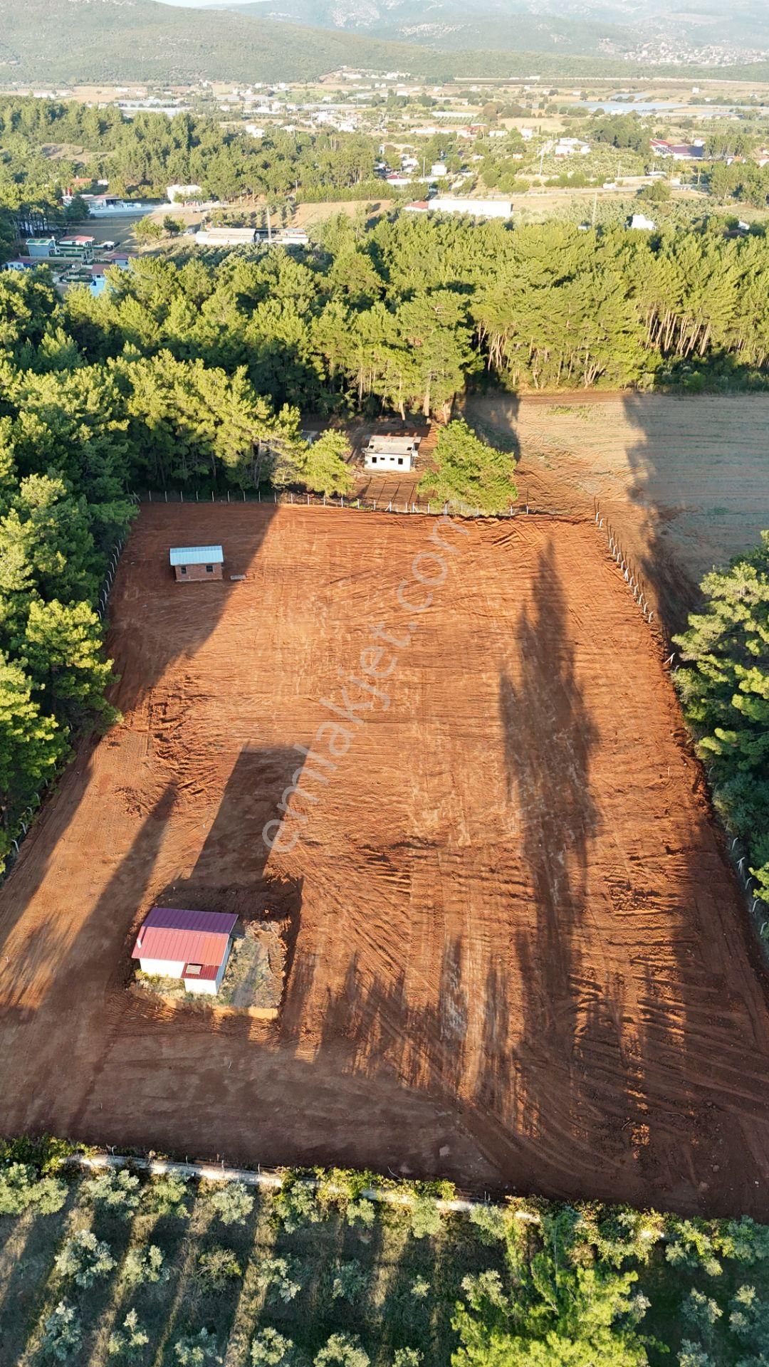 İzmir Ataköy Çamarasında Satılık 210 M2 Elektrik Suyu Olan Harika Bahçeler - Görsel 24