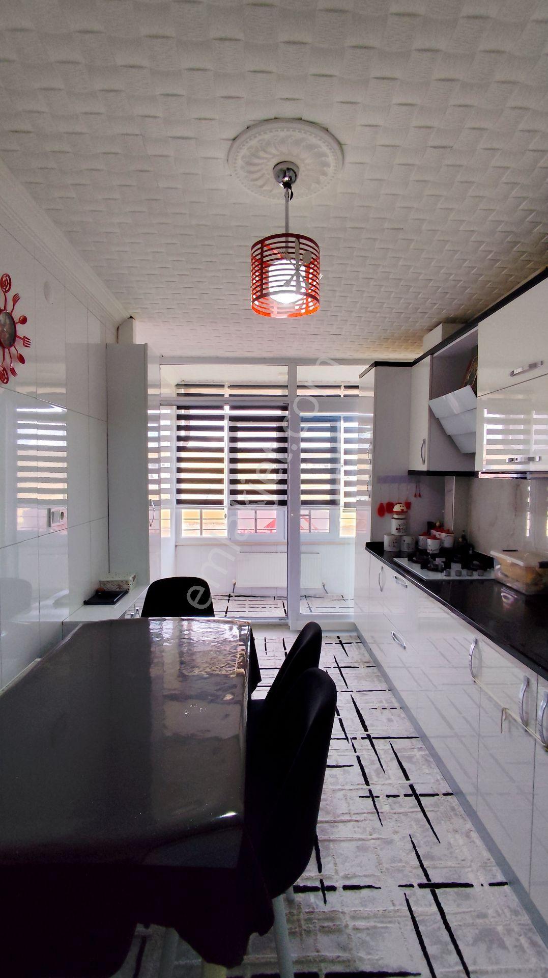 Sivas Merkez Üniversite Toki’de 3+1 Yenilenmiş Satılık Daire - Görsel 32