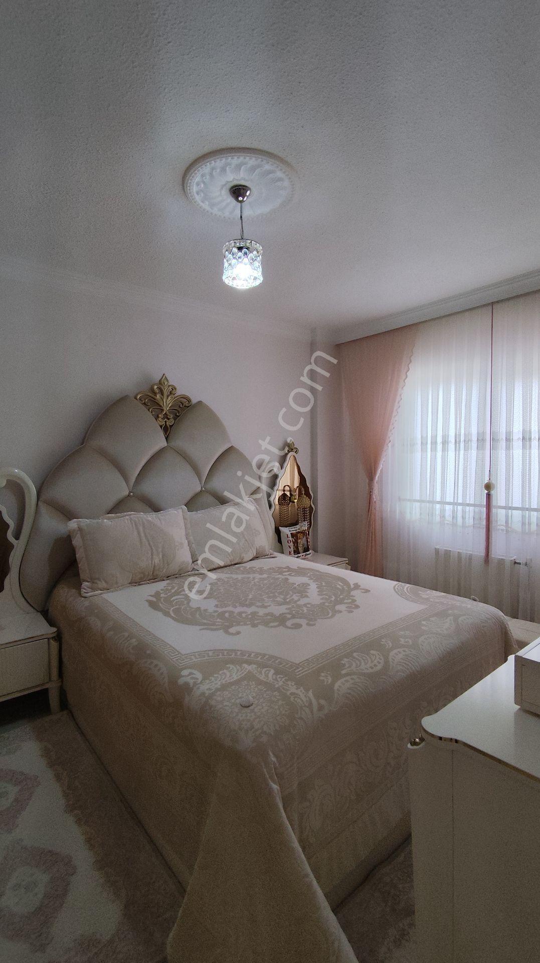 Sivas Merkez Üniversite Toki’de 3+1 Yenilenmiş Satılık Daire - Görsel 20