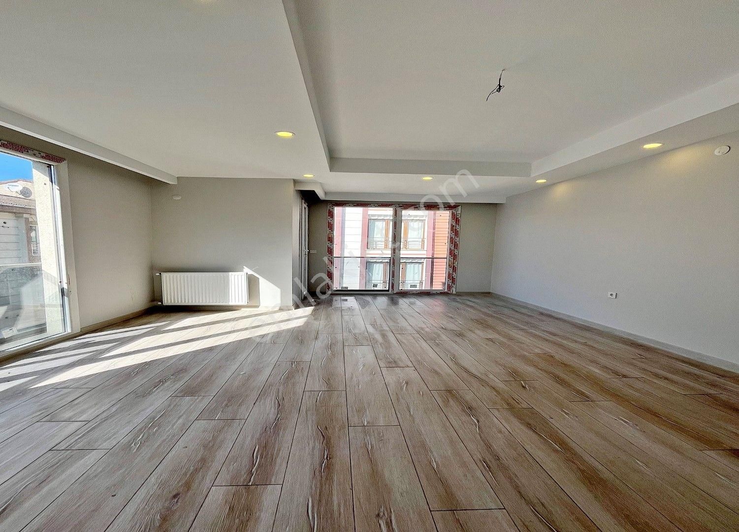 Metrobüs E5 Yürüme Mesafesi Sıfır Mülkiyetli 2+1 Satılık Daire ! - Görsel 3