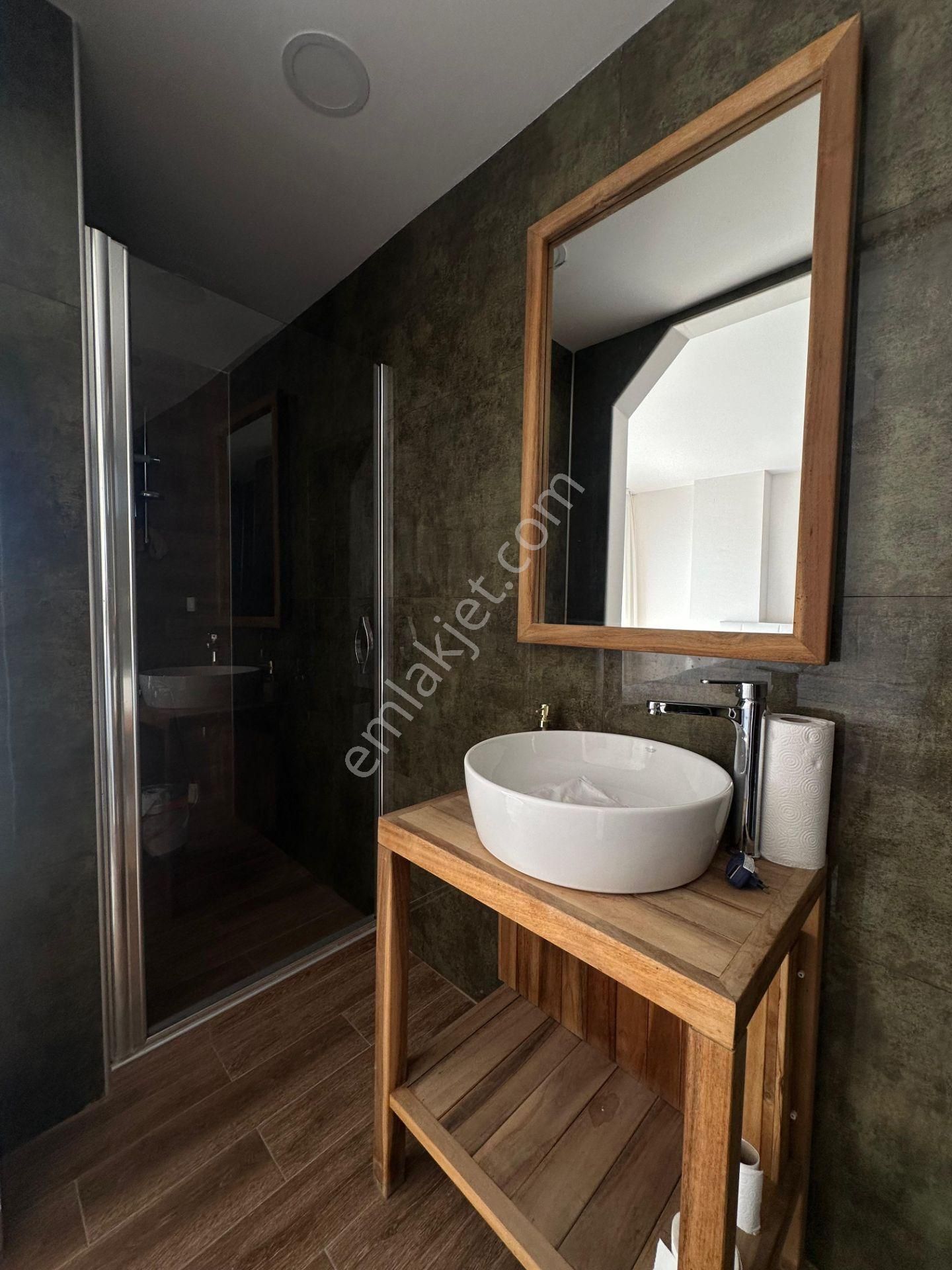 Çanakkale Geyikli'de Deniz Manzaralı, Bahçeli Kiralık Villa! - Görsel 18