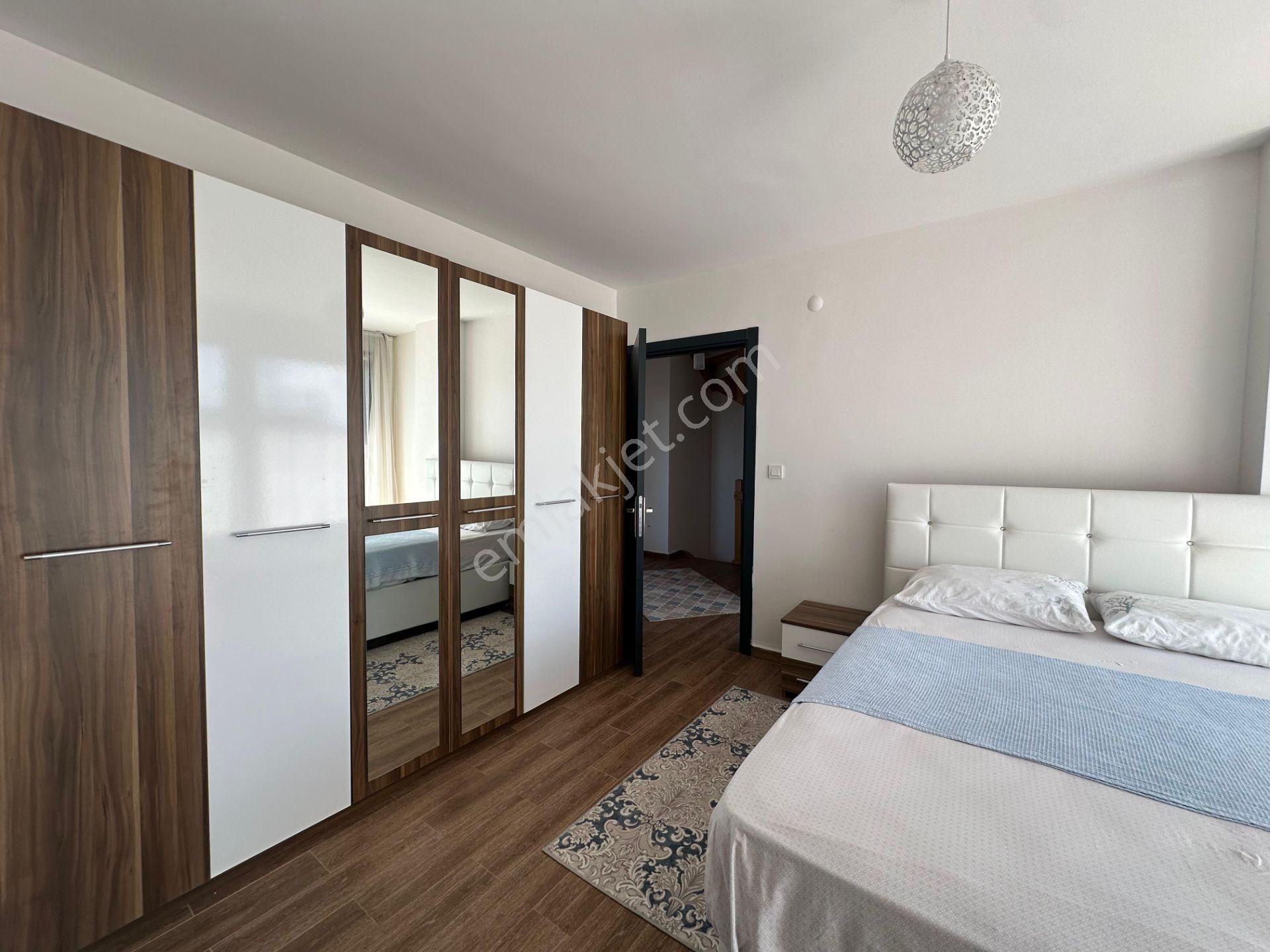 Çanakkale Geyikli'de Deniz Manzaralı, Bahçeli Kiralık Villa! - Görsel 16