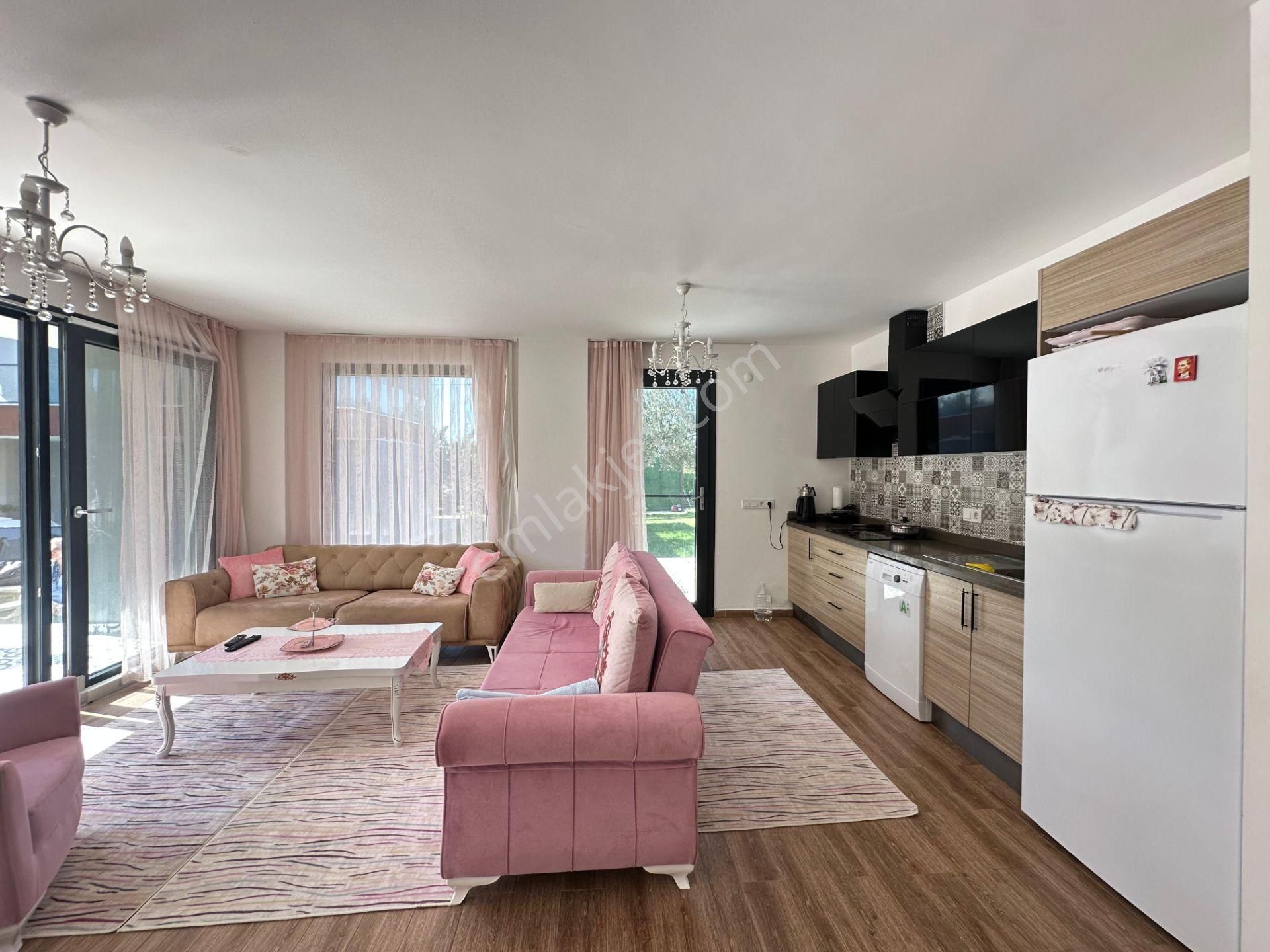 Çanakkale Geyikli'de Deniz Manzaralı, Bahçeli Kiralık Villa! - Görsel 6