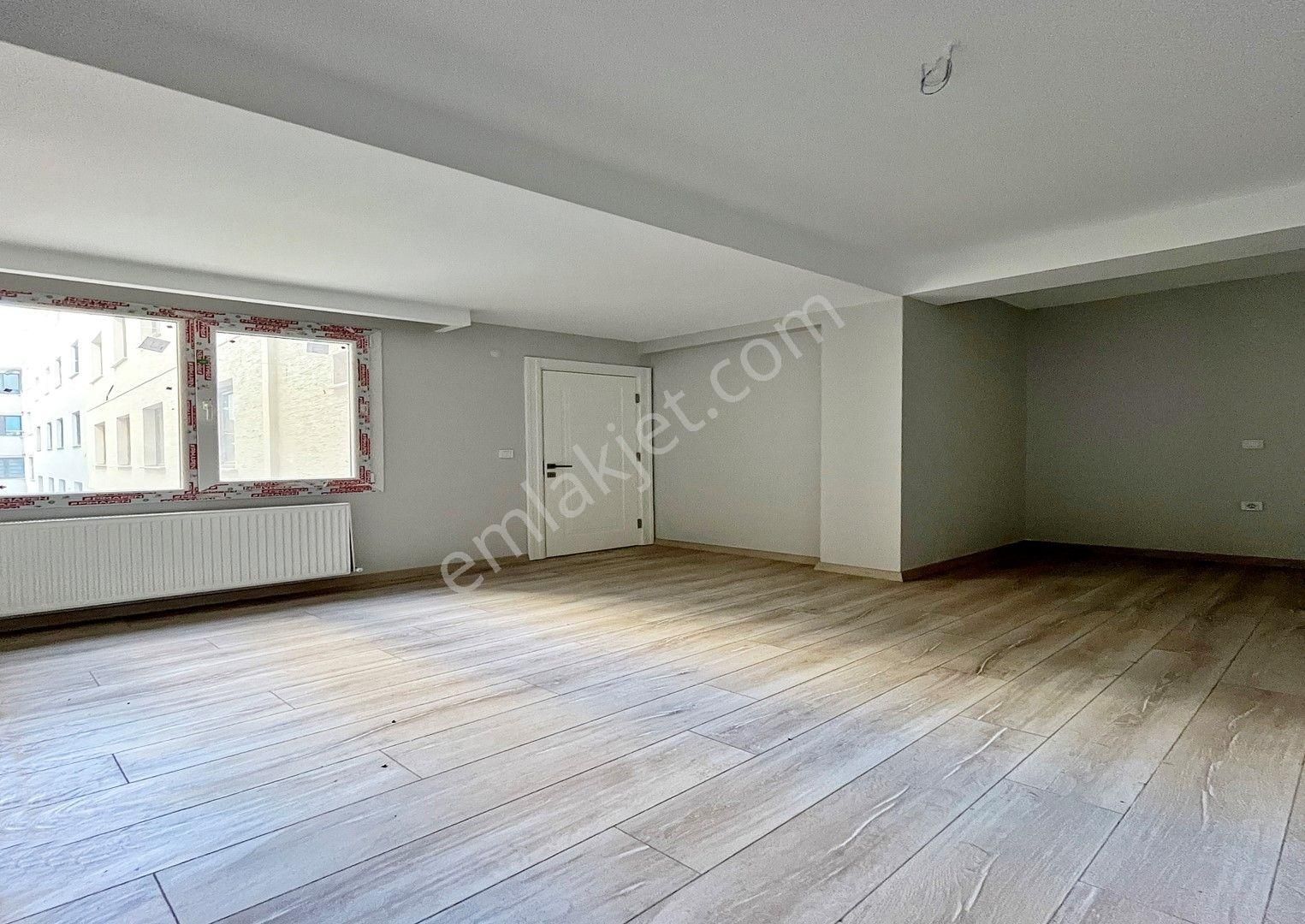 Ebeveyn Banyolu Sıfır Mülkiyetli Metrobüse Yürüme 2+1 Satılık - Görsel 18