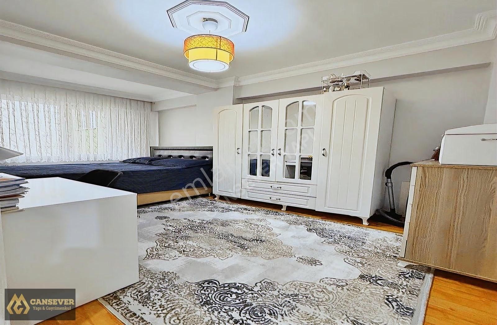 Bahçeşehir Lokasyonun'da Geniş Ve Harika Daire Fırsatı - Görsel 23