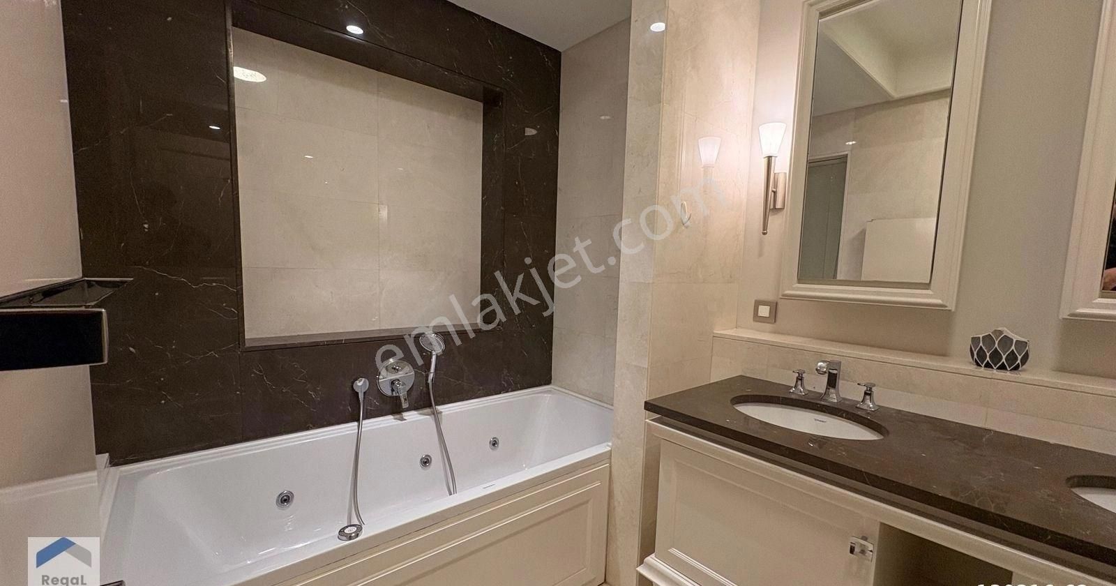 Emaar Square'de Lüks Eşyalı, Büyük Tip 2+1 Satılık Residence! - Görsel 24