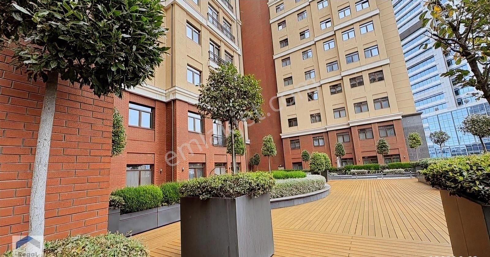 Emaar Square'de Lüks Eşyalı, Büyük Tip 2+1 Satılık Residence! - Görsel 30