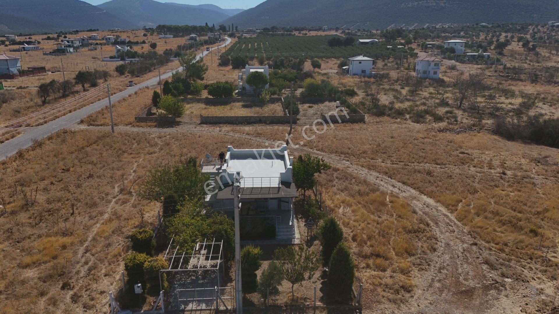 Akyeniköy Mahallesi Balova 1 Mevkii’nde Satılık Tek Katlı Ev - Görsel 6