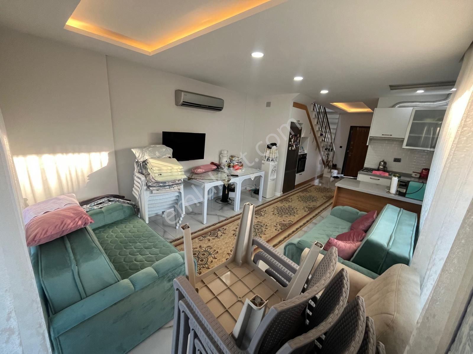 Kuşadası’nda Denize Yakın Köşe Konum Havuzlu Eşyalı Satılık - Görsel 8